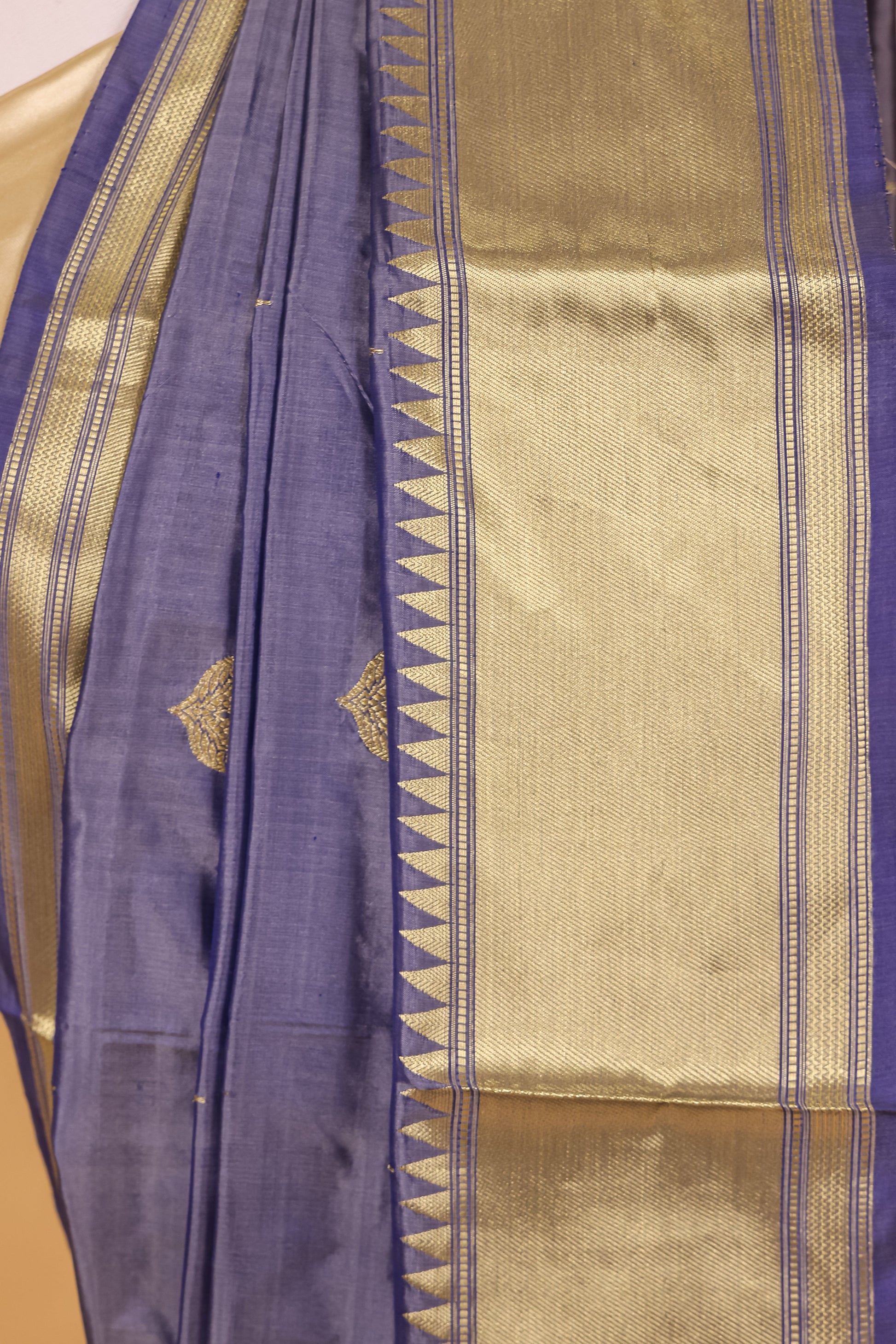 Grey Katan Pure Silk Kadhwa Saree - Panaya