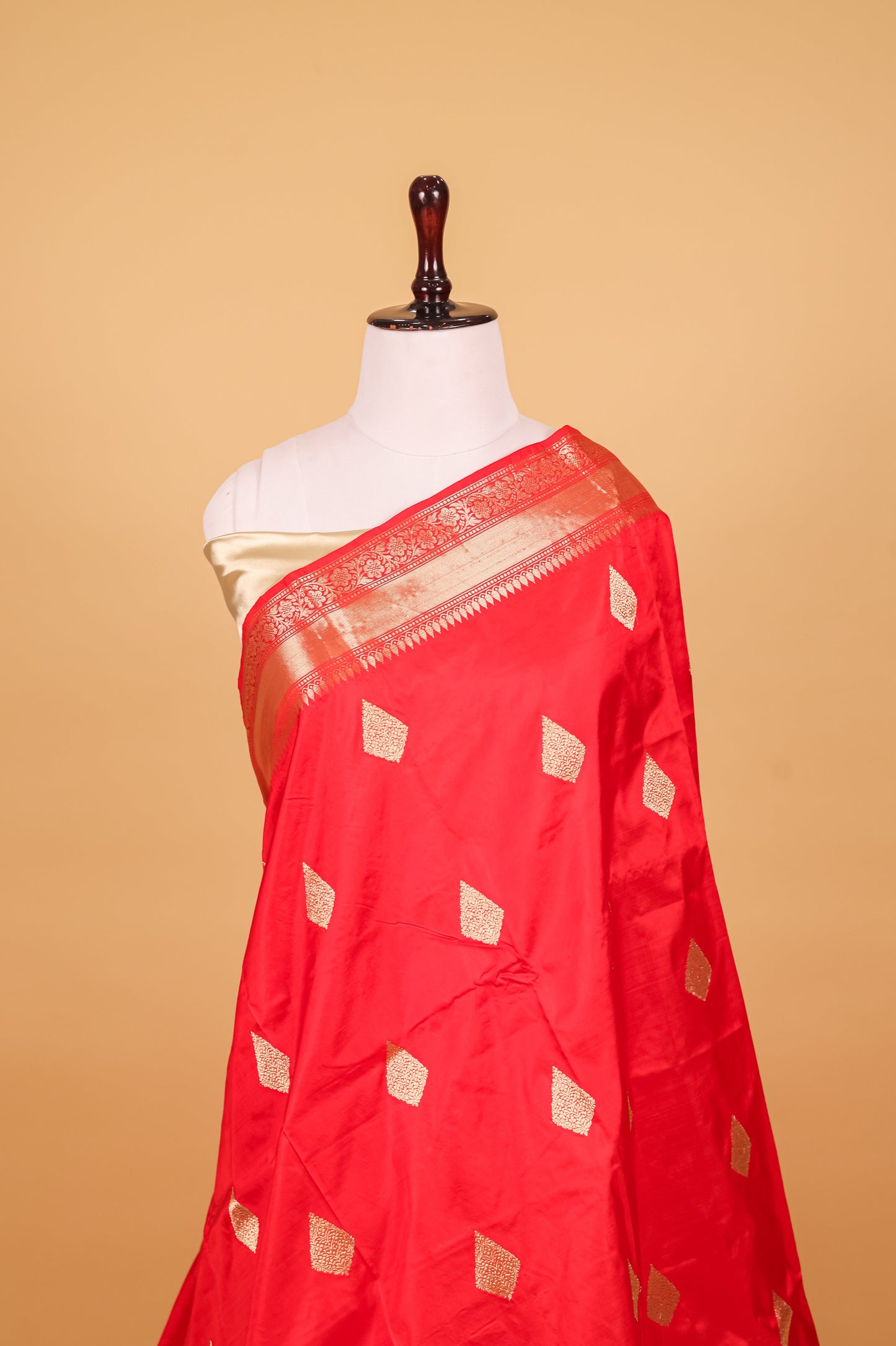 Red Katan Pure Silk Kadhwa Saree - Panaya