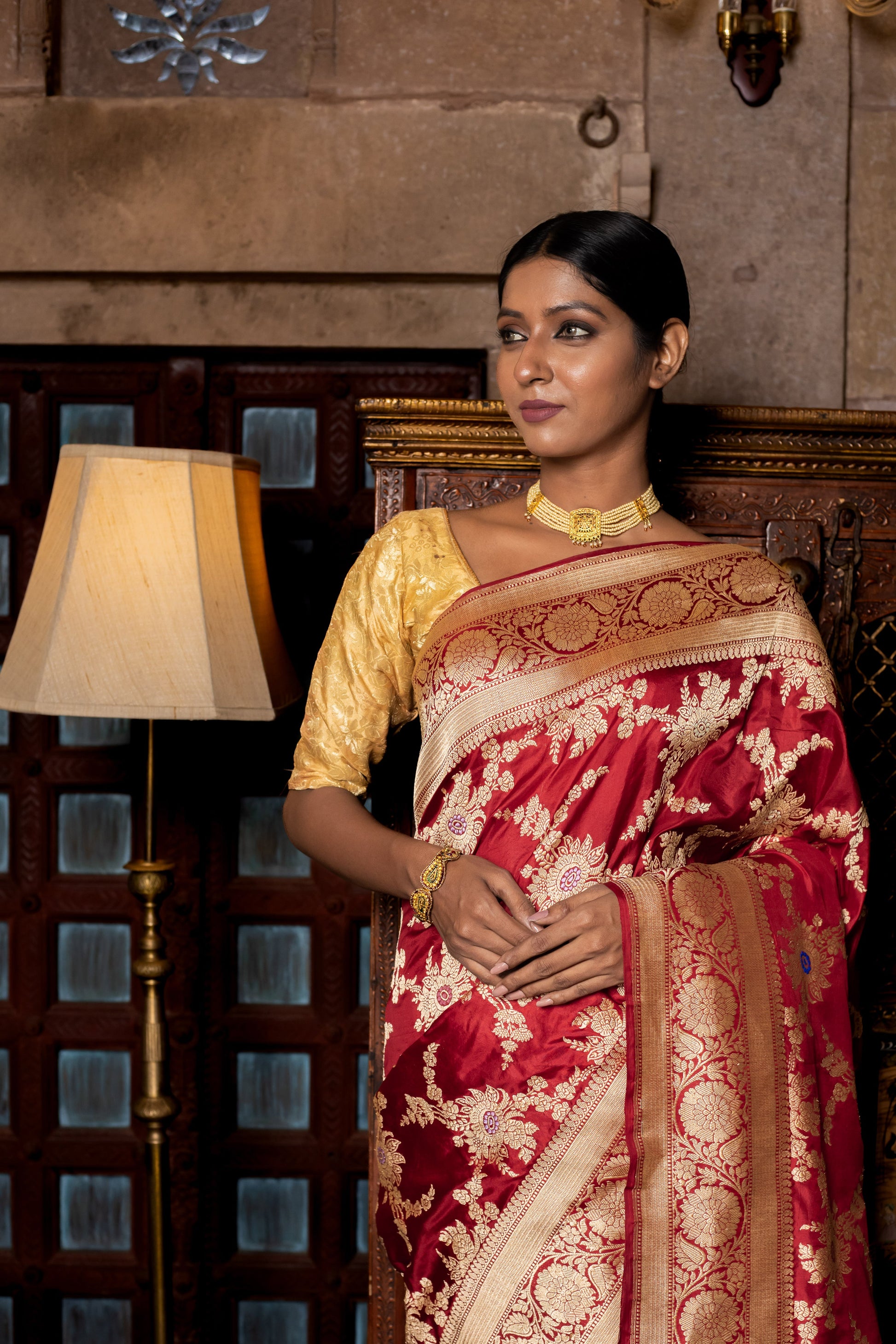 Red Handwoven Kadwa Katan Silk Saree - Panaya