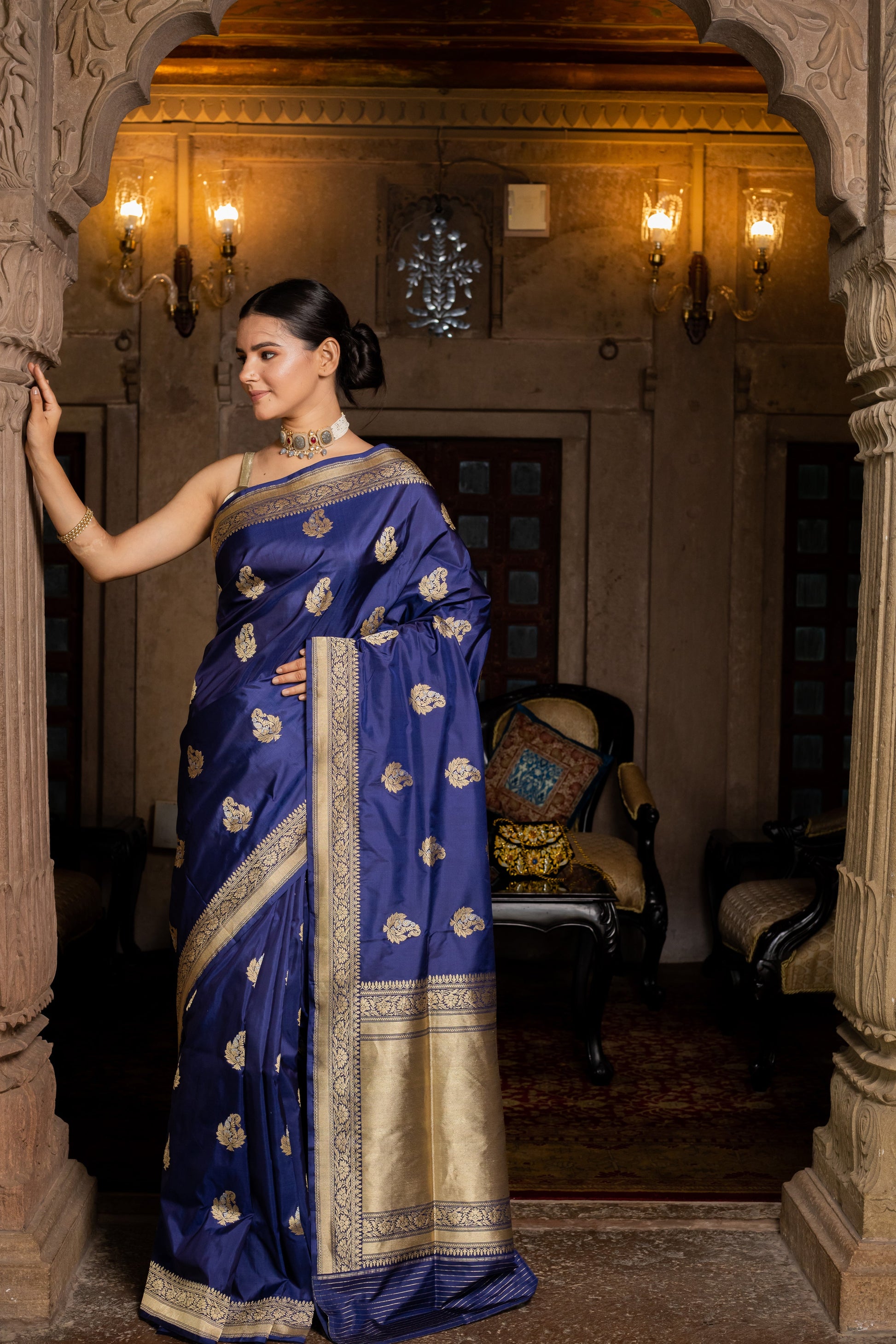 Royal Blue Handwoven Kadwa Katan Silk Saree - Panaya