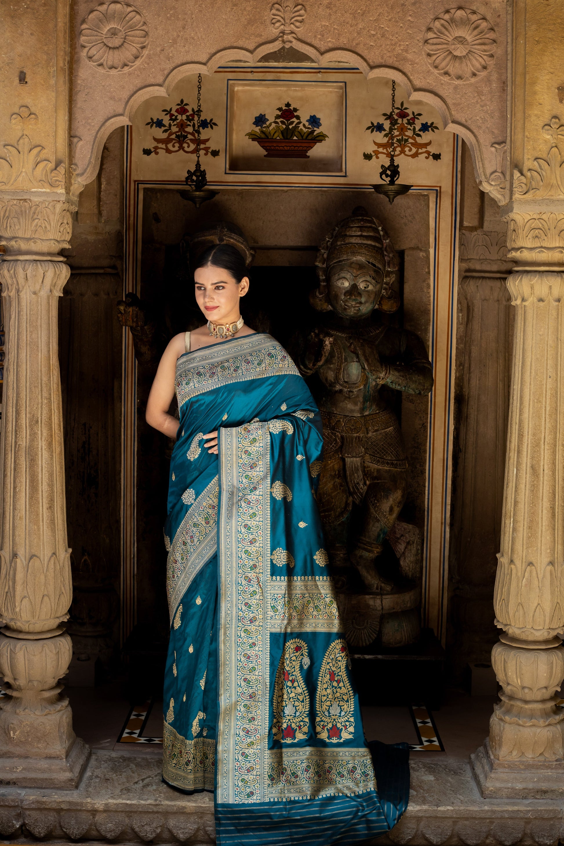 Teal Handwoven Kadwa Katan Silk Saree - Panaya