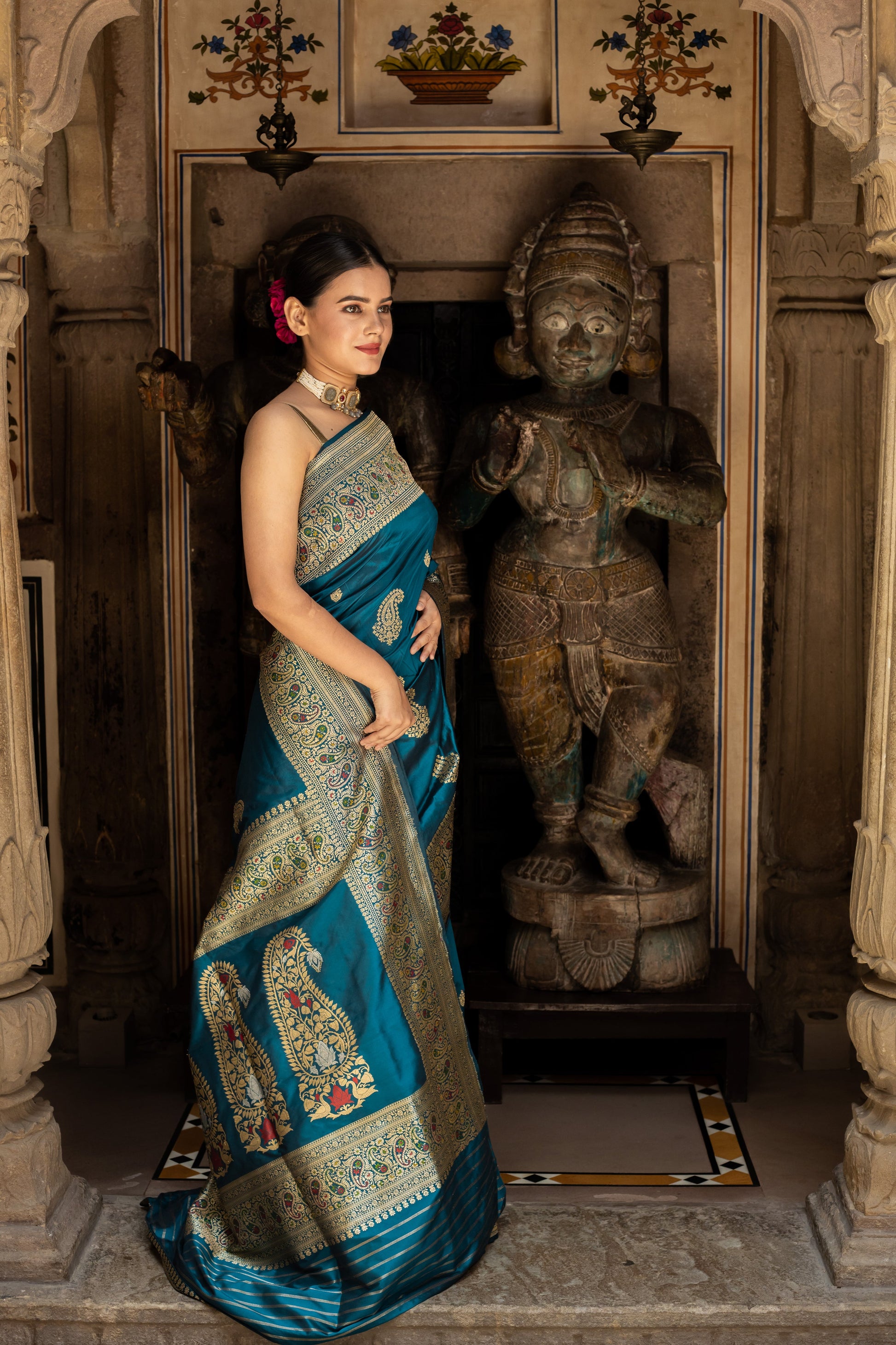 Teal Handwoven Kadwa Katan Silk Saree - Panaya