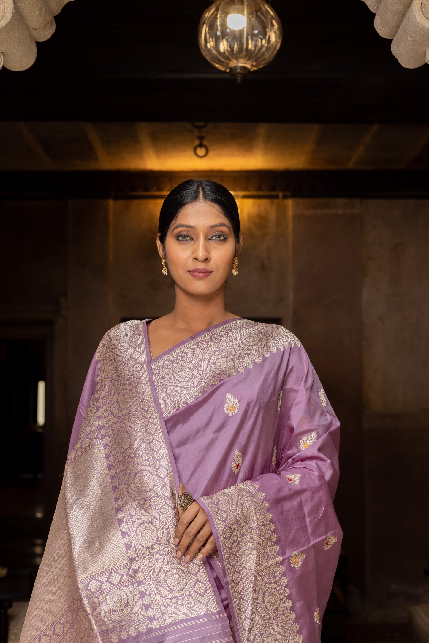 Lavender Handwoven Kadwa Katan Silk Saree - Panaya