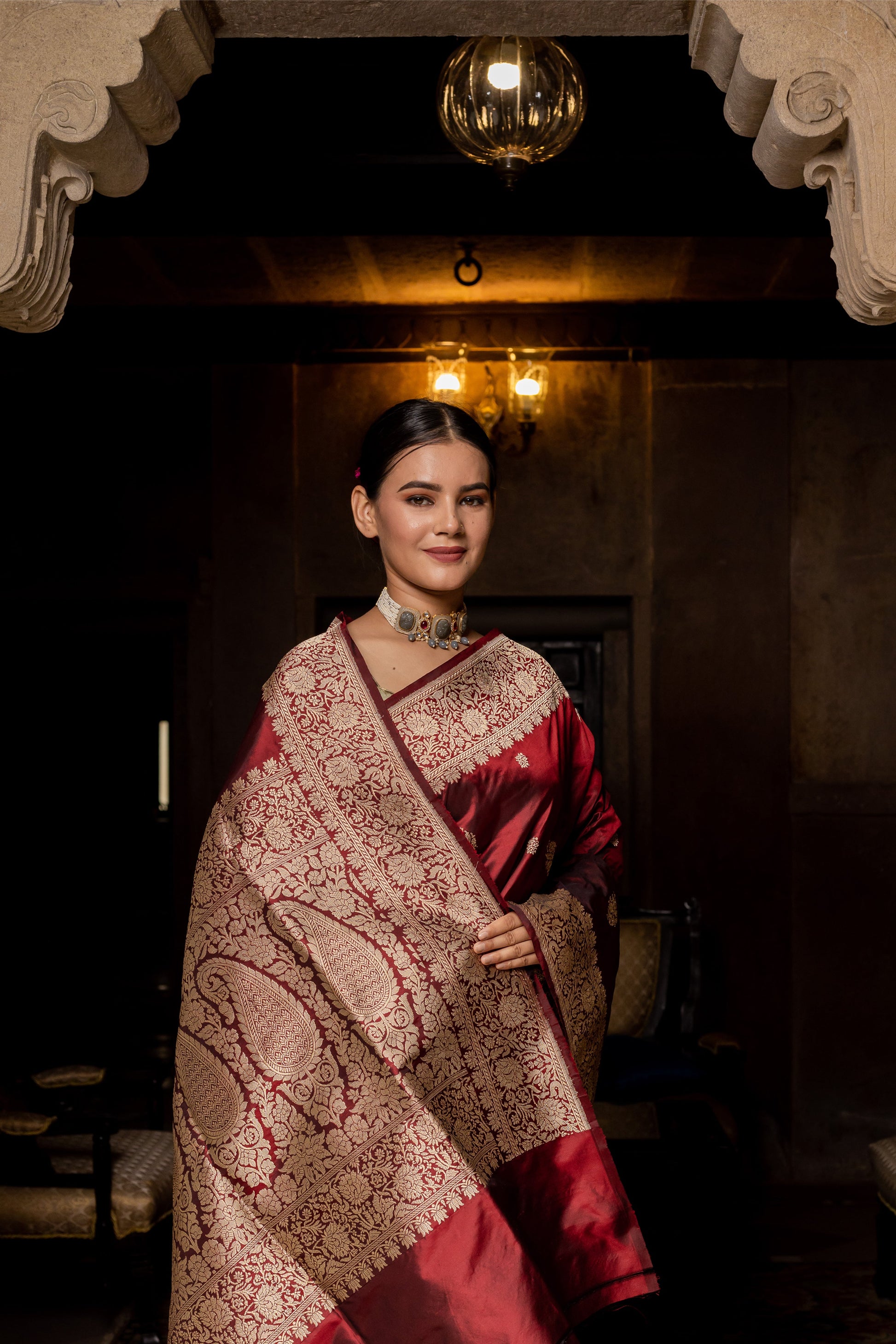 Maroon Handwoven Kadwa Katan Silk Saree - Panaya