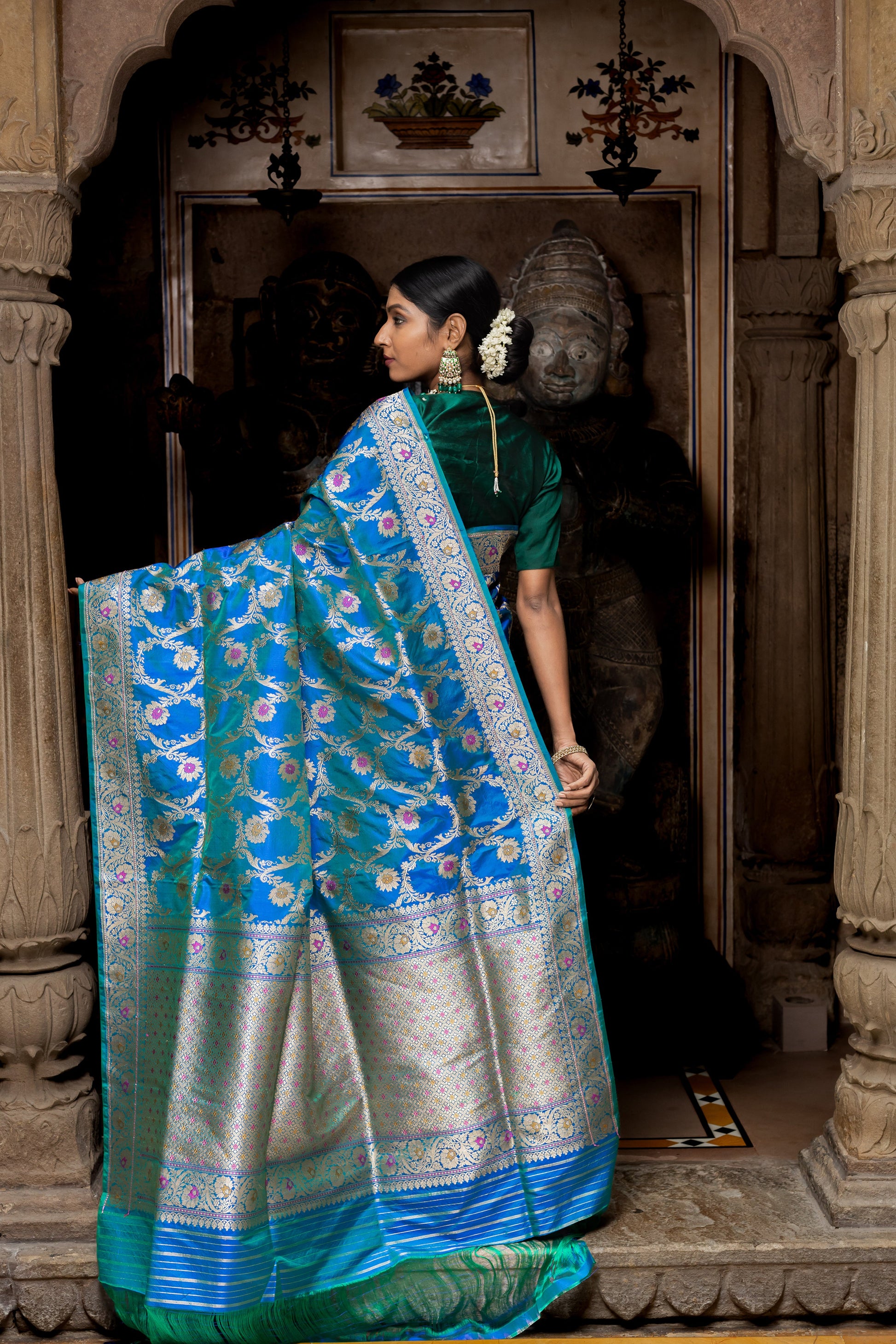 Turquoise Blue Handwoven Kadwa Katan Silk Saree - Panaya