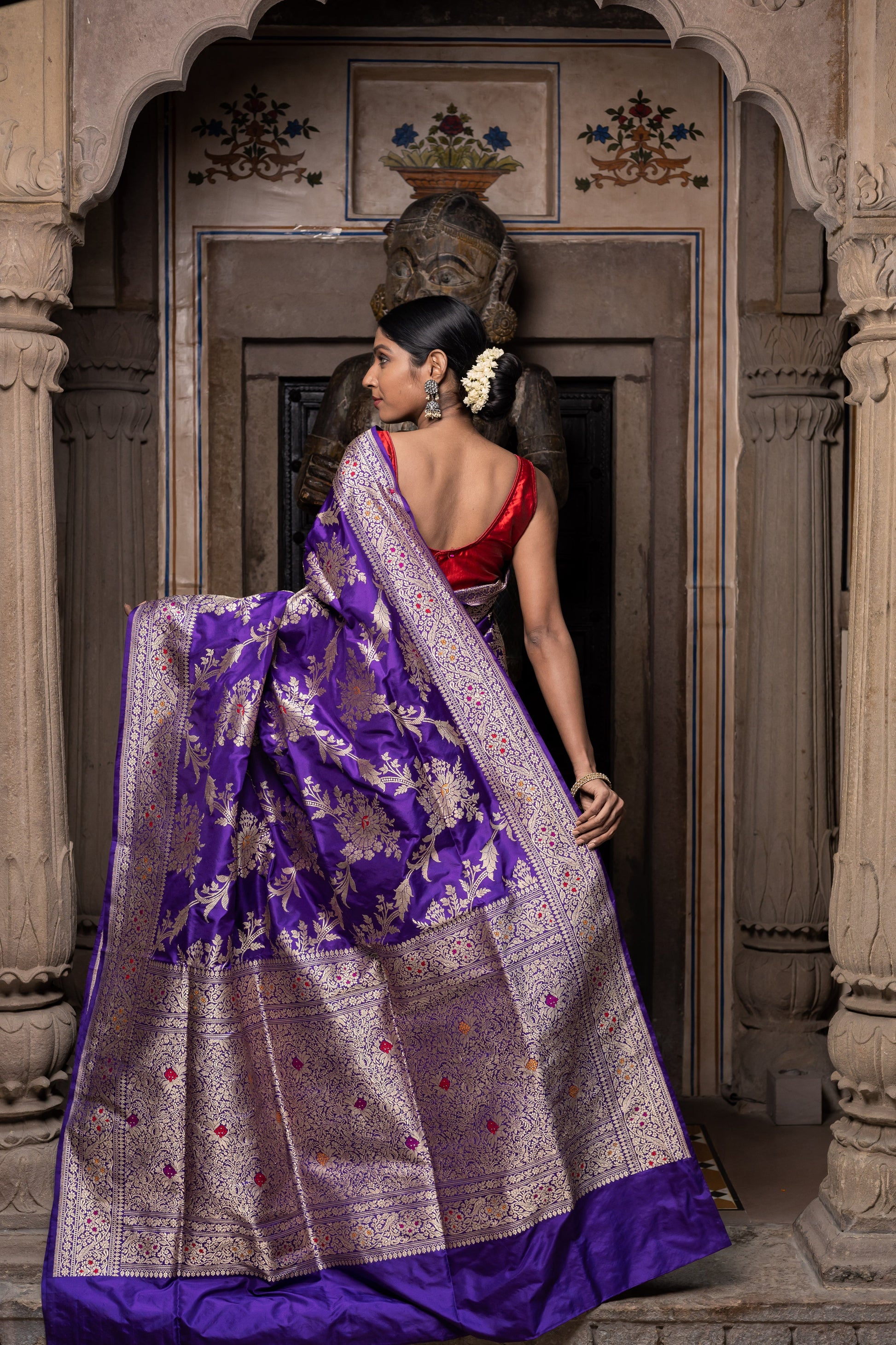 Purple Handwoven Kadwa Katan Silk Saree - Panaya