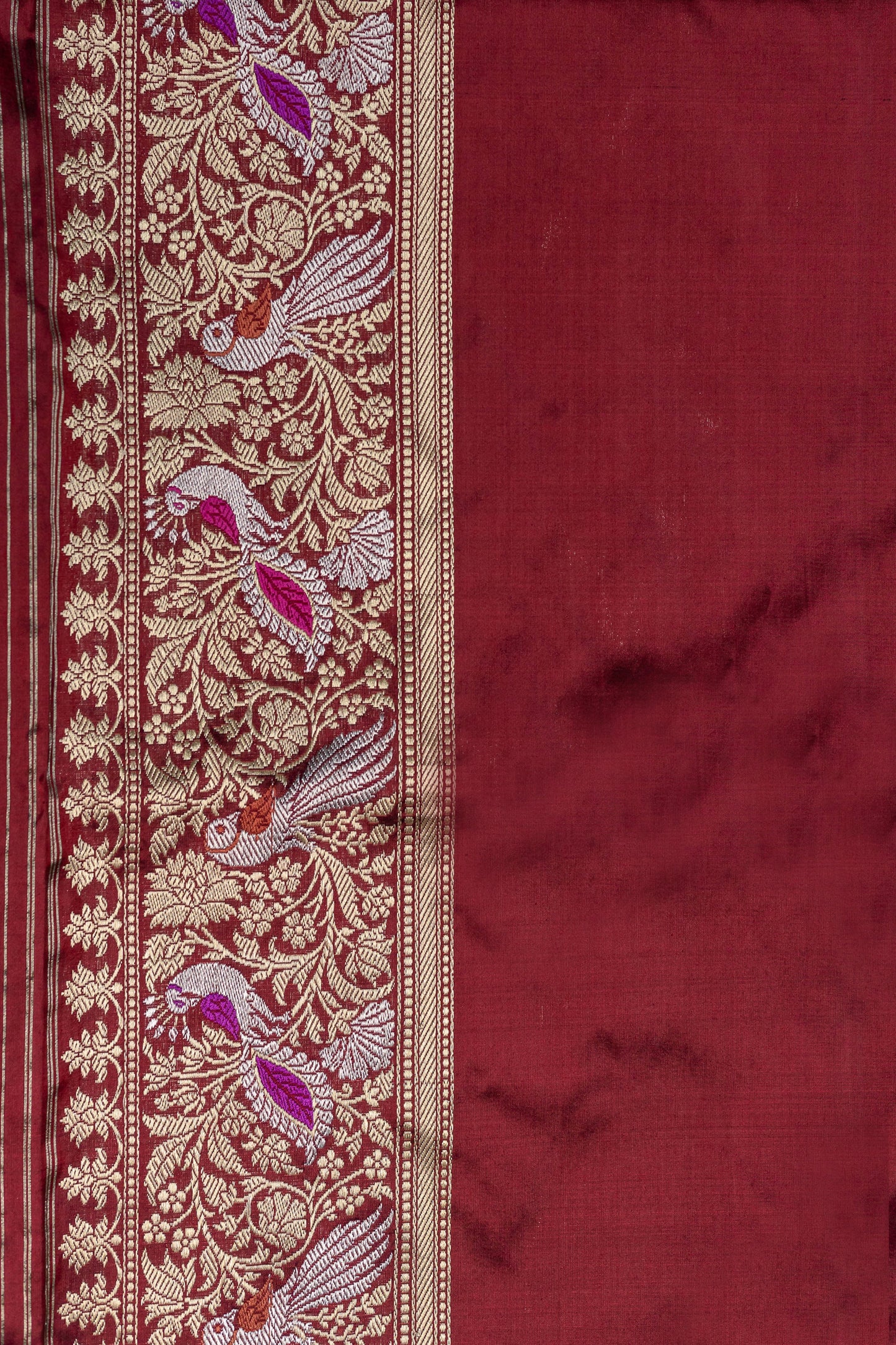 Maroon Handwoven Kadwa Katan Silk Saree - Panaya