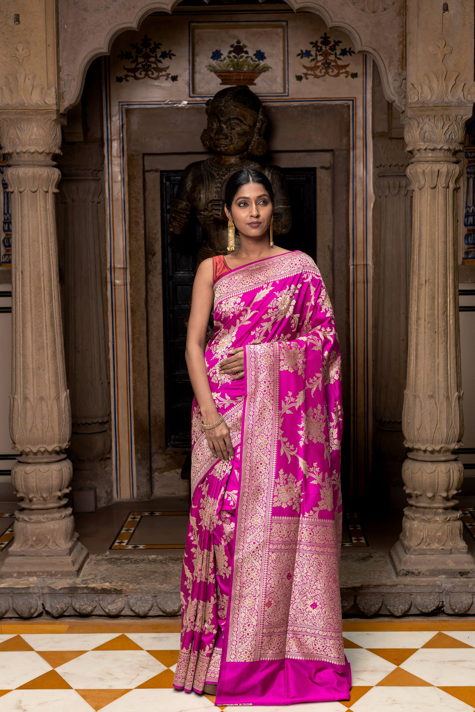 Rani Pink Handwoven Kadwa Katan Silk Saree - Panaya