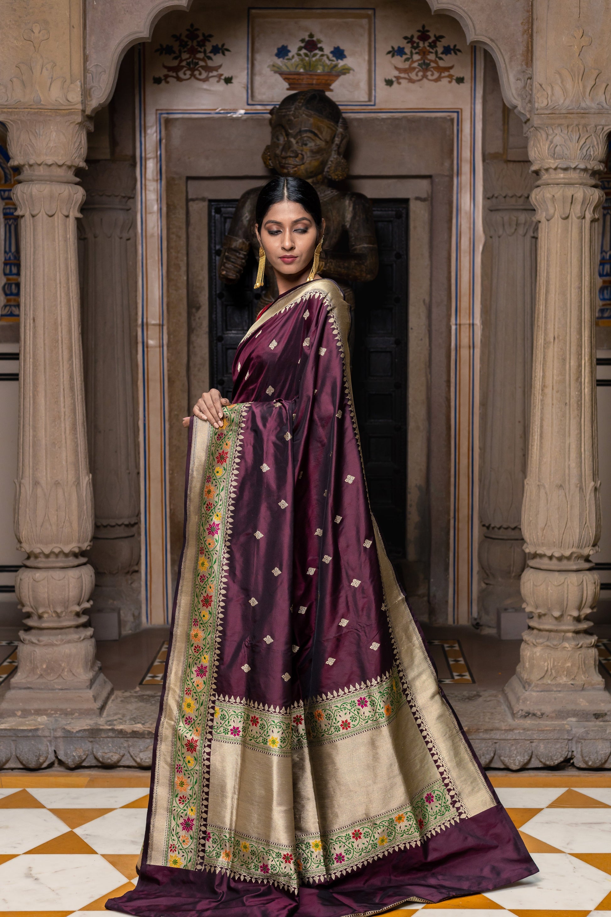 Wine Handwoven Kadwa Katan Silk Saree - Panaya