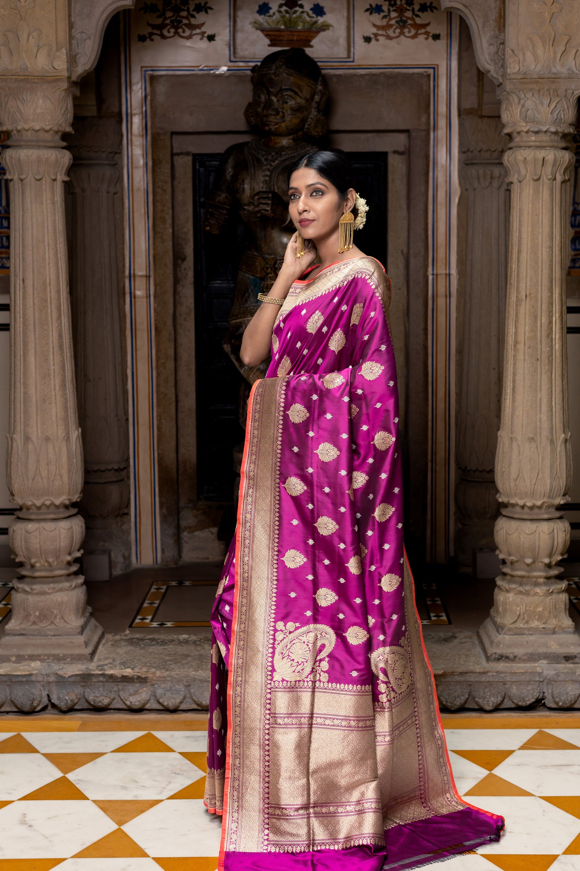 Purple Handwoven Kadwa Katan Silk Saree - Panaya