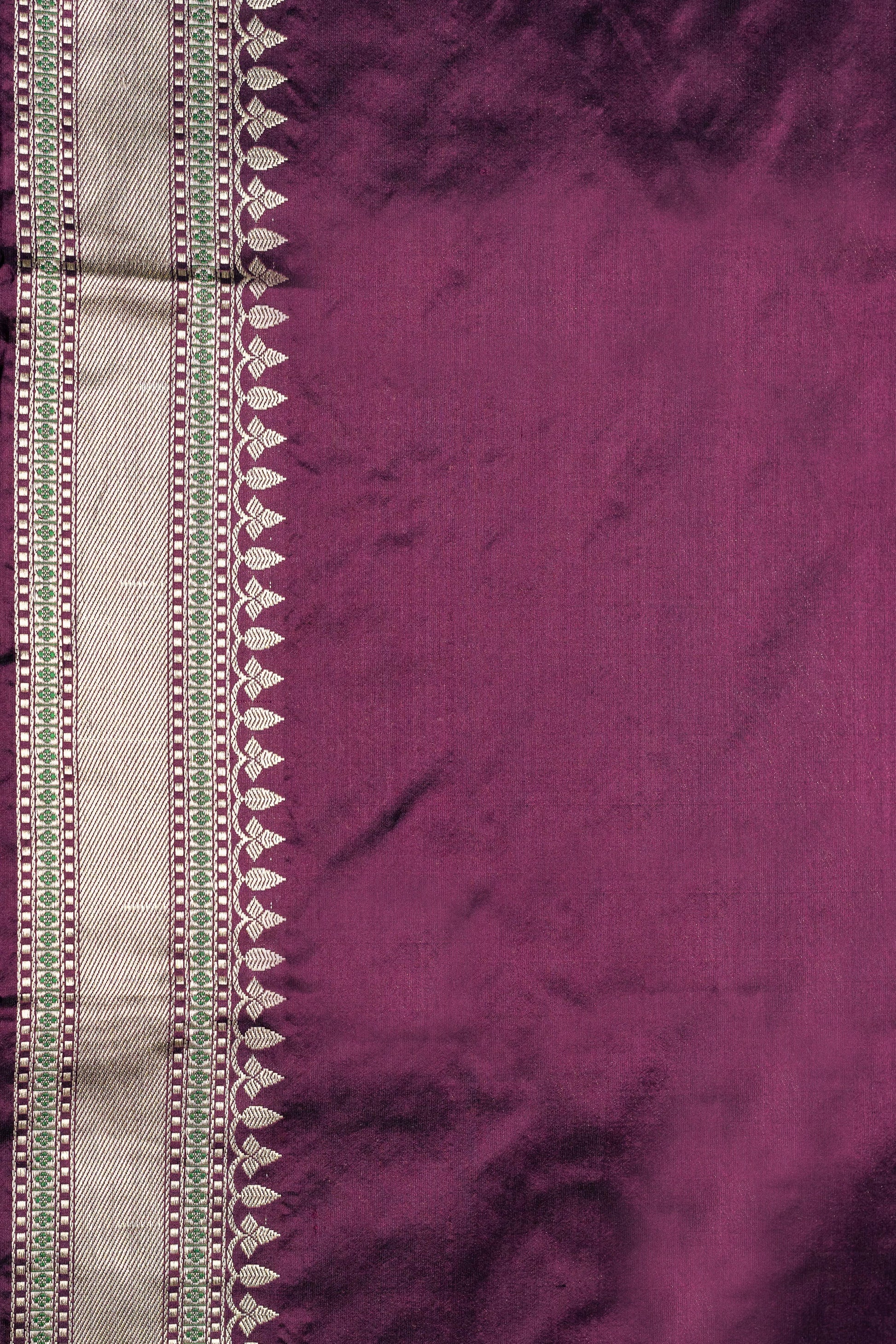 Wine Handwoven Kadwa Katan Silk Saree - Panaya