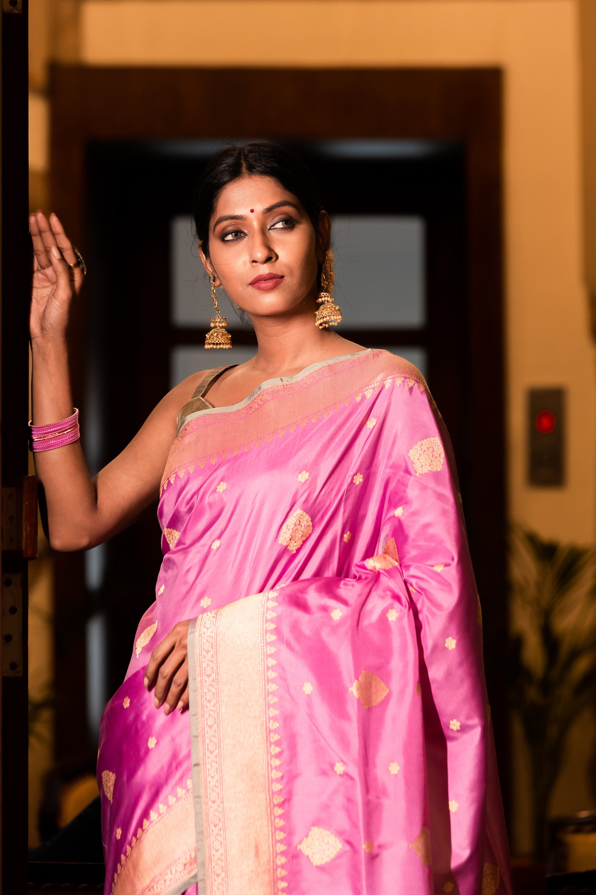 Pink Handwoven Kadwa Katan Pure Silk Saree - Panaya