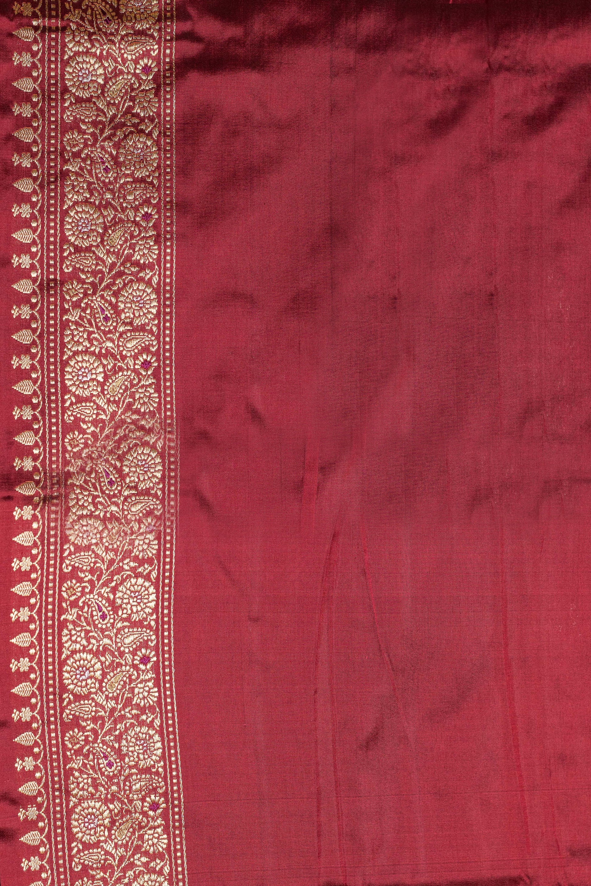 Maroon Handwoven Kadwa Katan Silk Saree - Panaya