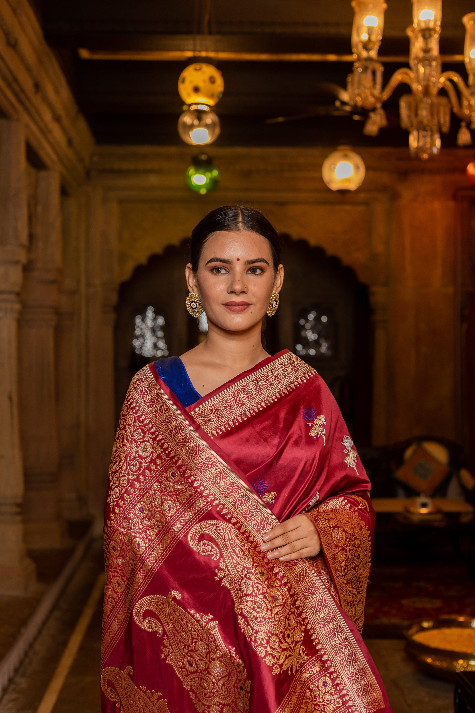 Maroon Handwoven Kadwa Katan Silk Saree - Panaya