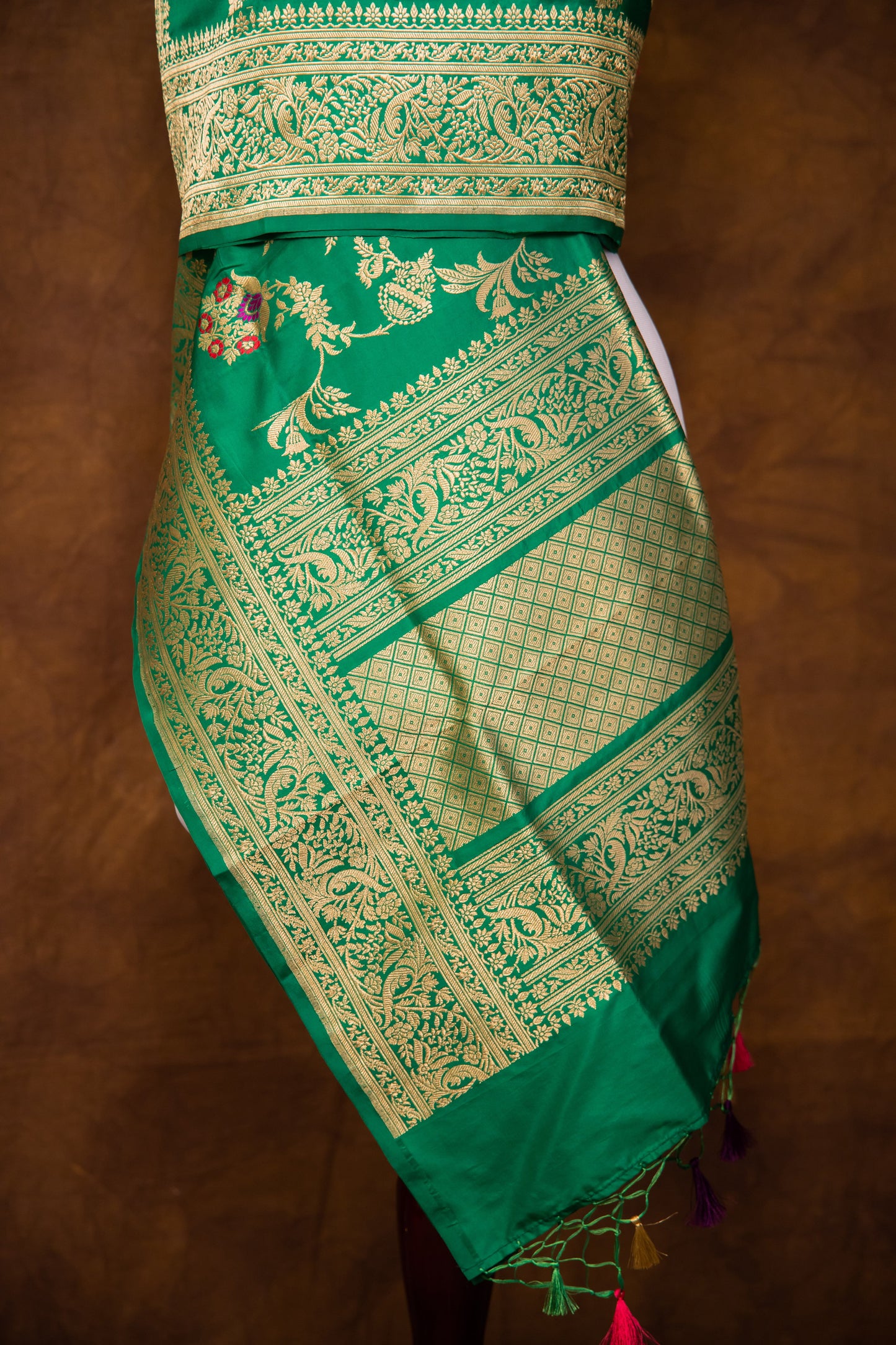 Green Katan Pure Silk Dupatta - Panaya