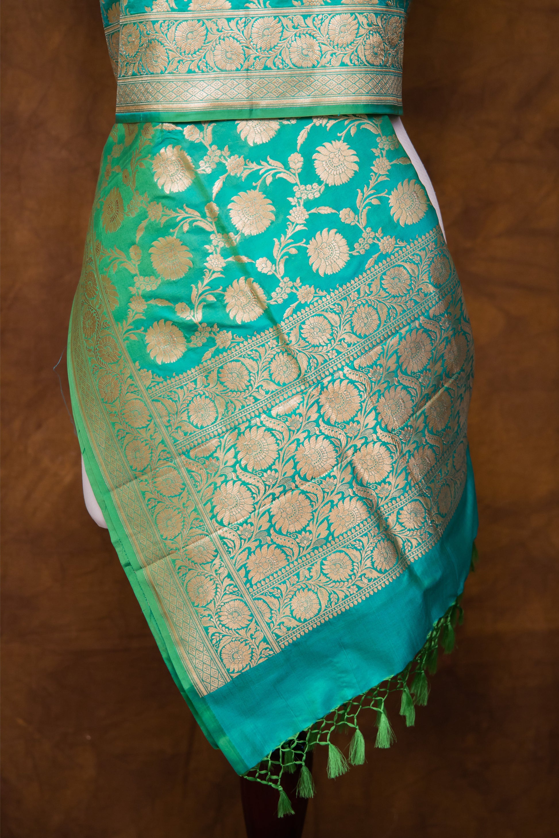 Green Katan Pure Silk Dupatta - Panaya