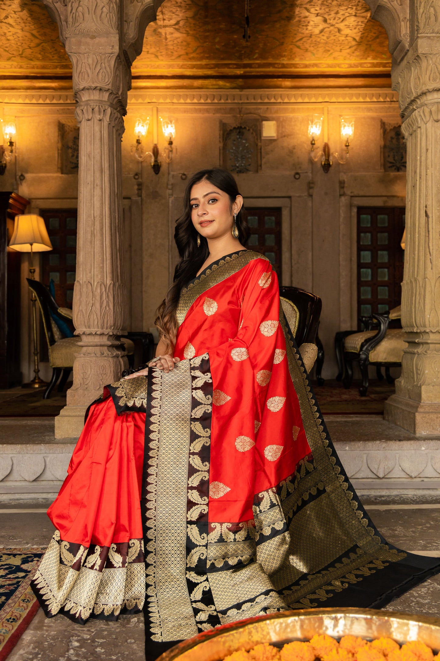 Red Handwoven Kadwa Katan Silk Saree - Panaya