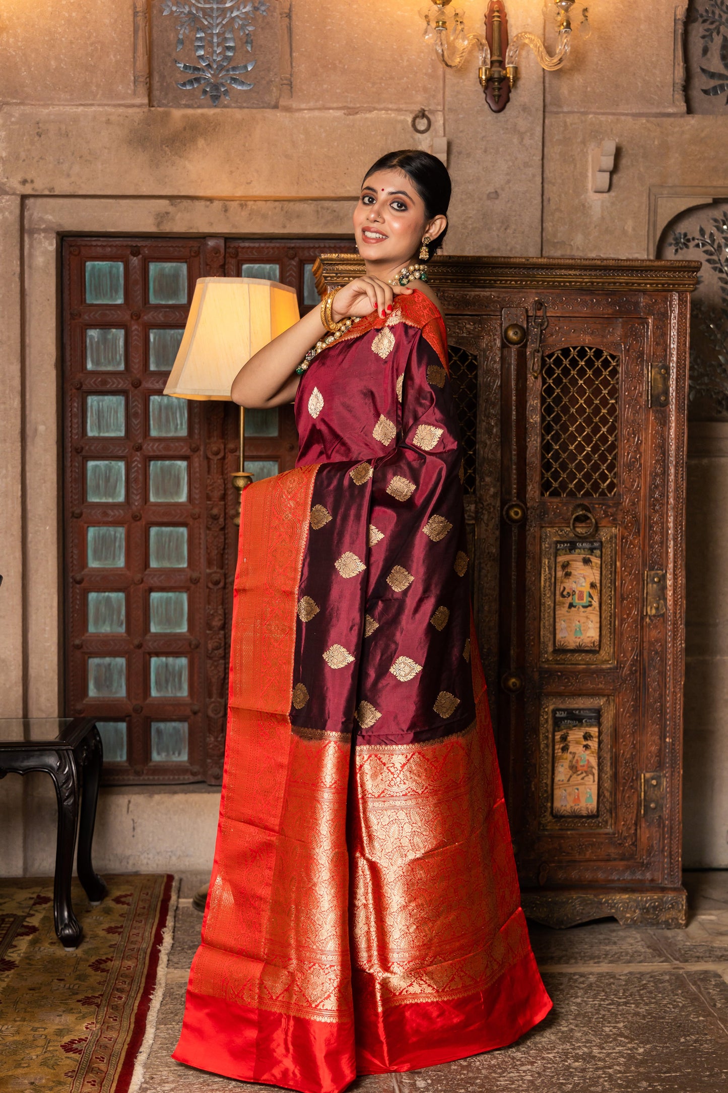 Maroon Handwoven Kadwa Katan Silk Saree - Panaya