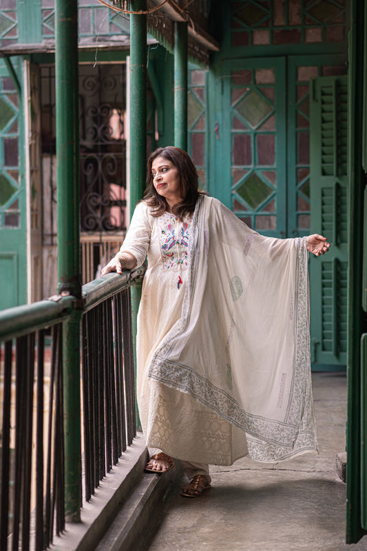 Ethereal Off White Cotton Printed Kurta set with Embroidery