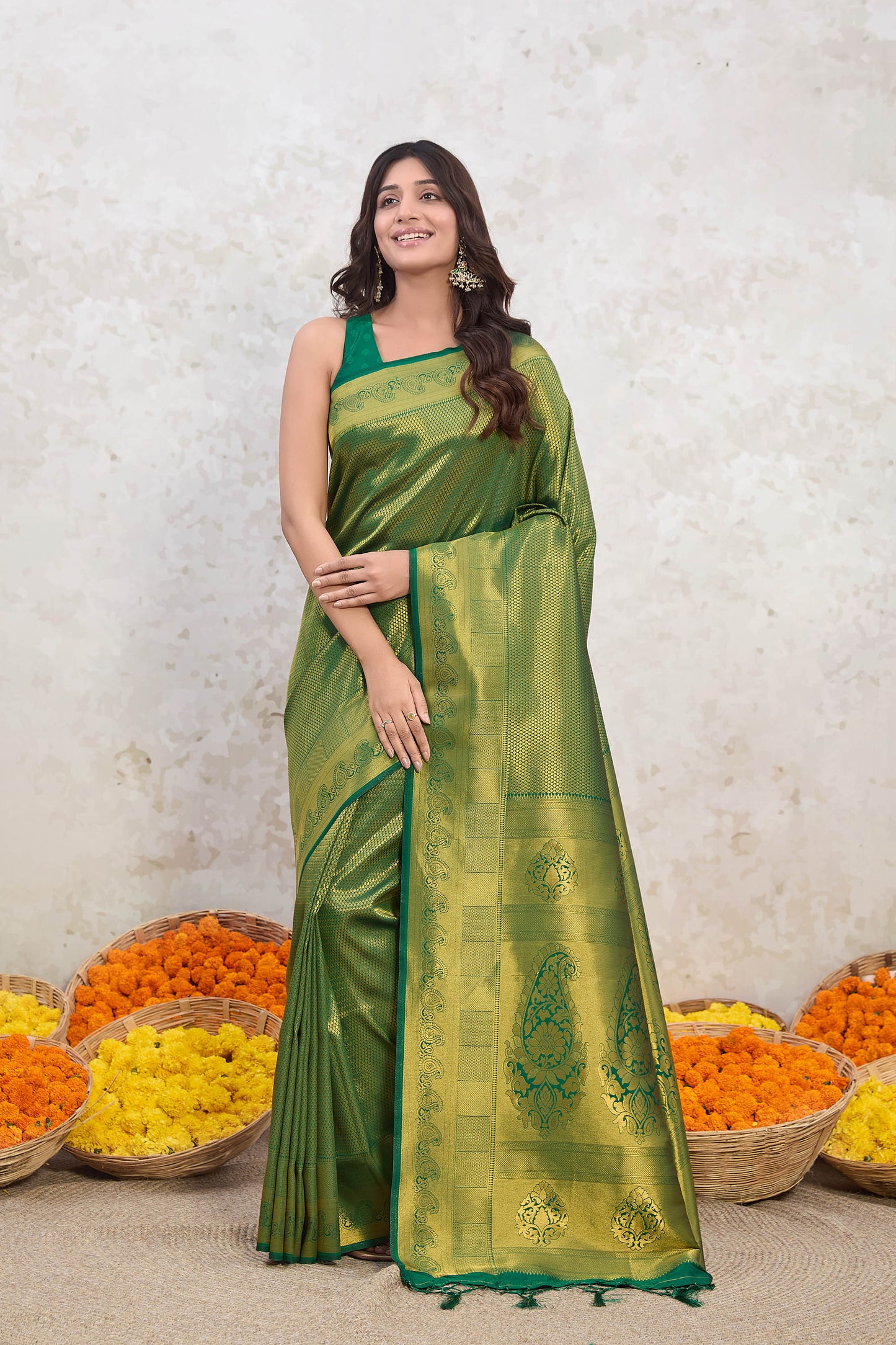 Green Ishkiya Zari Woven Banarasi Saree