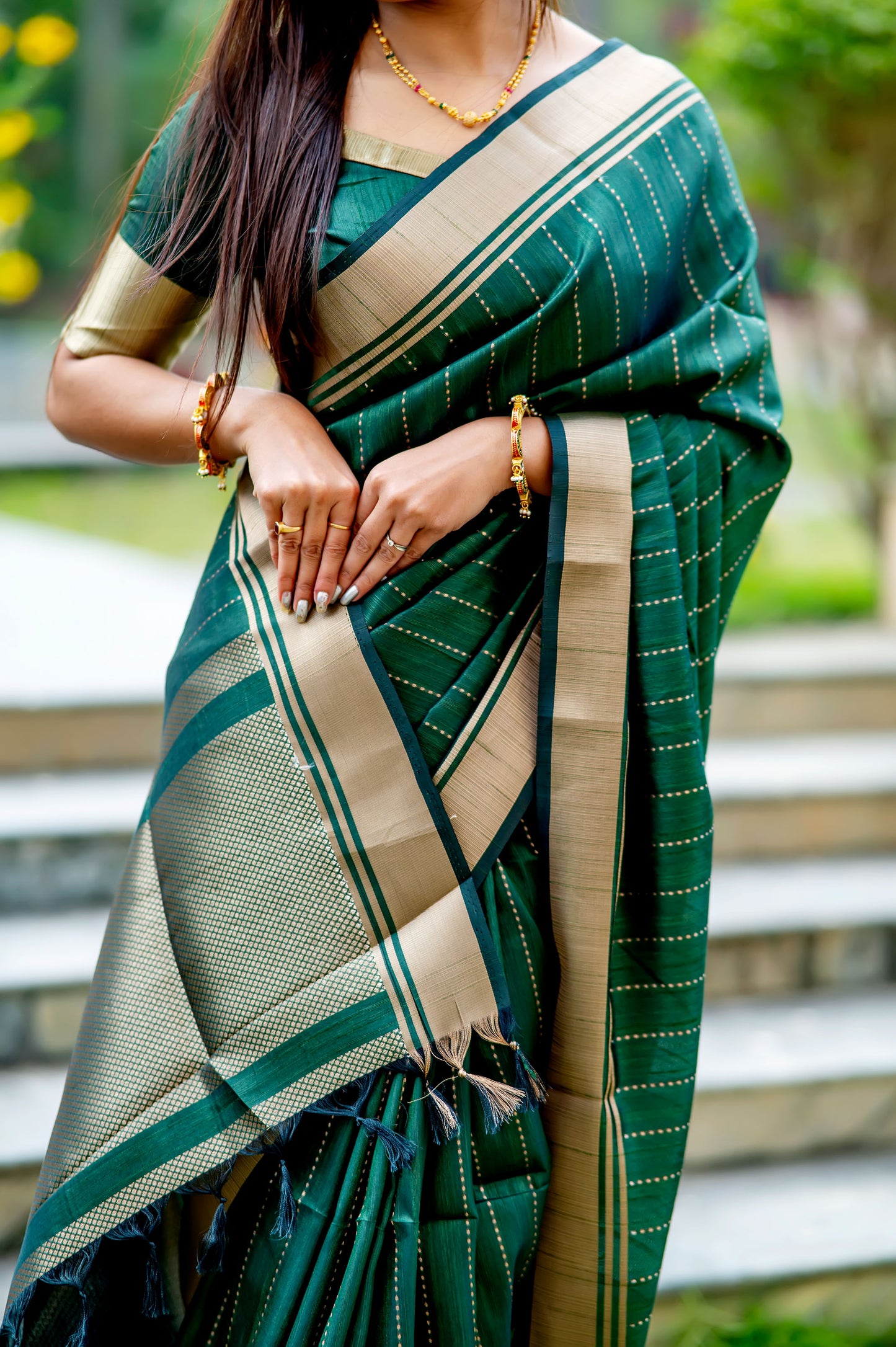 Green Raw Silk Lining Zari woven Saree