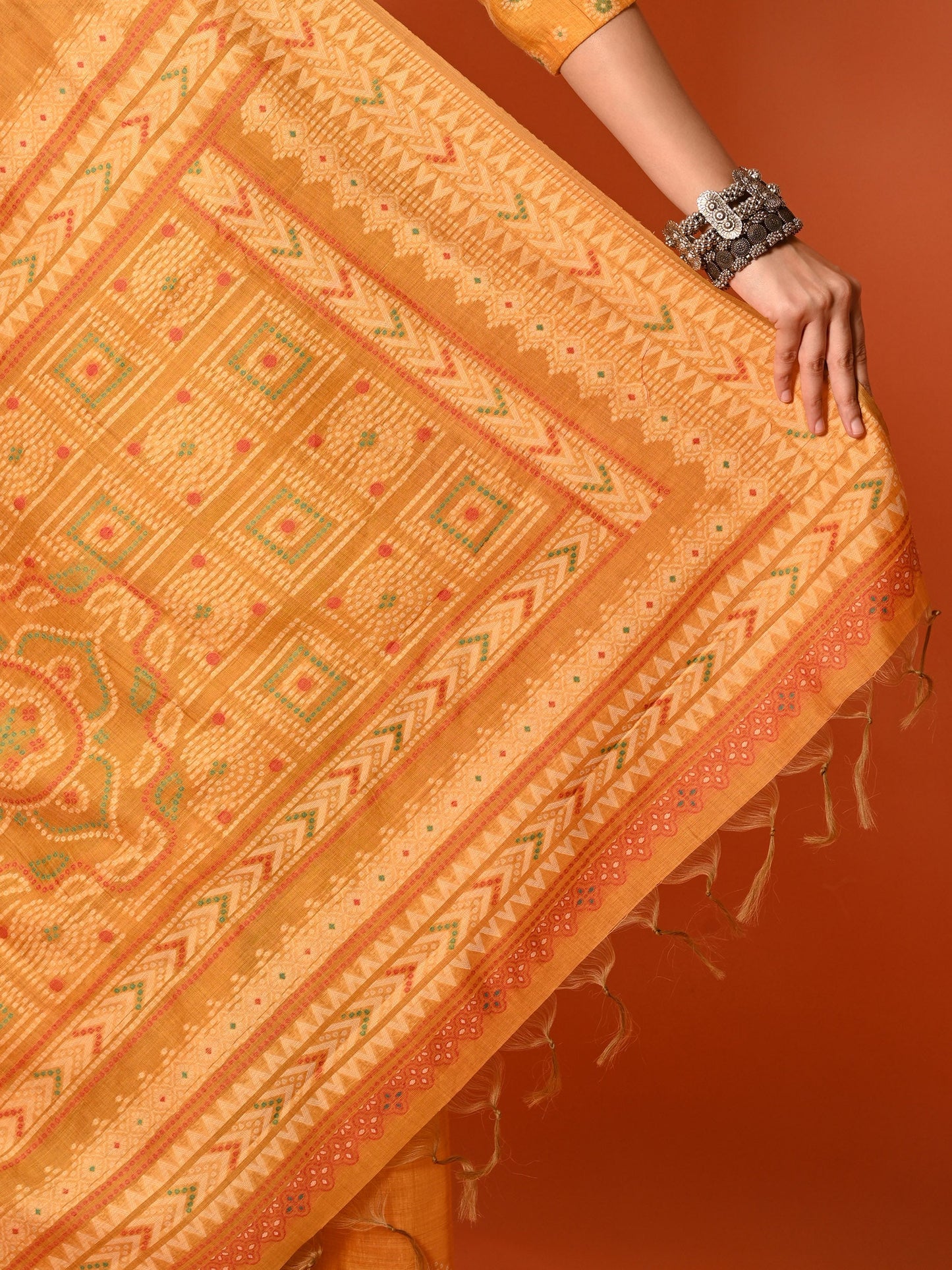 Rust Cotton Saree with Thread Weaving & Tassel Pallu