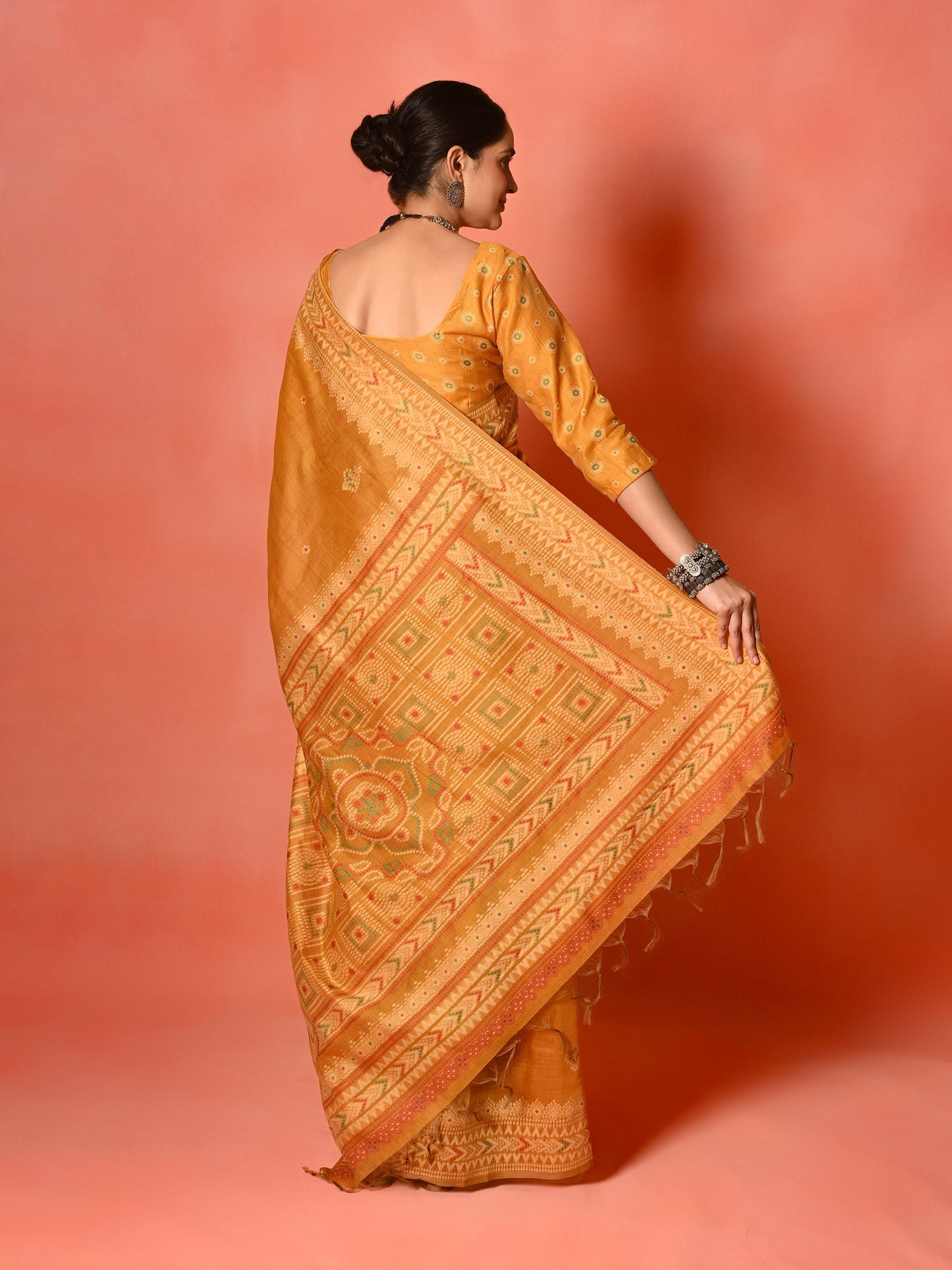 Rust Cotton Saree with Thread Weaving & Tassel Pallu