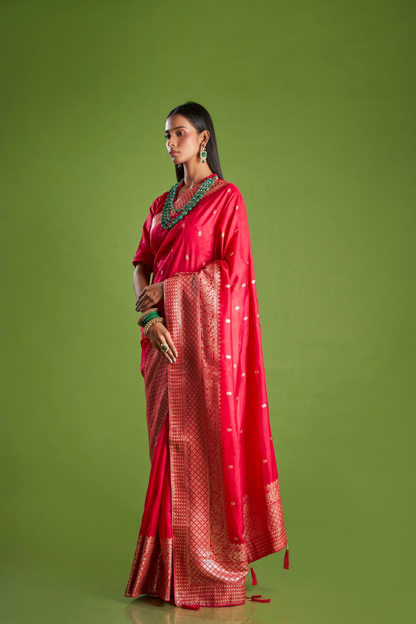 Red Organza Shimmer Khaddi Saree