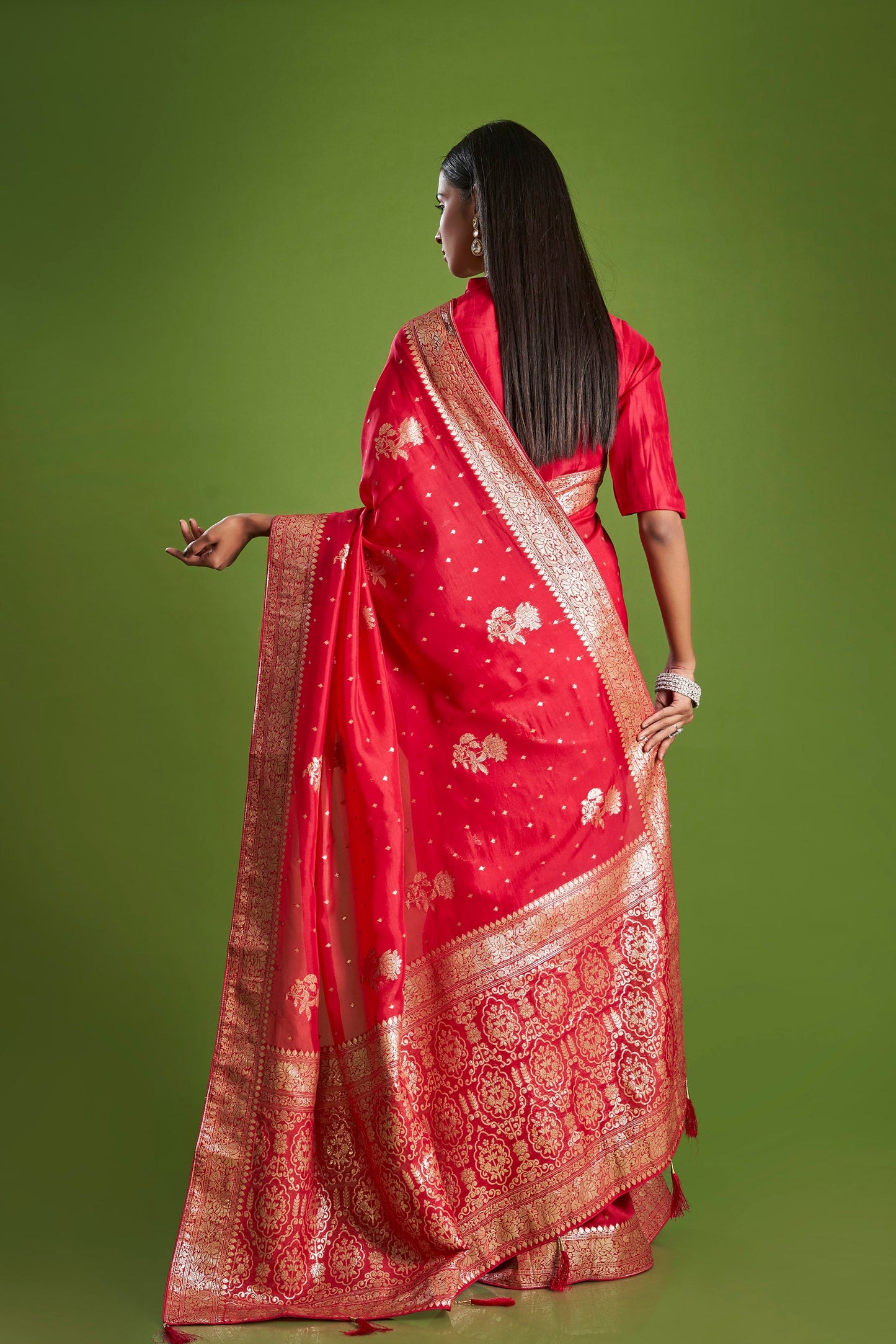 Women Red Organza Zari weaving Saree