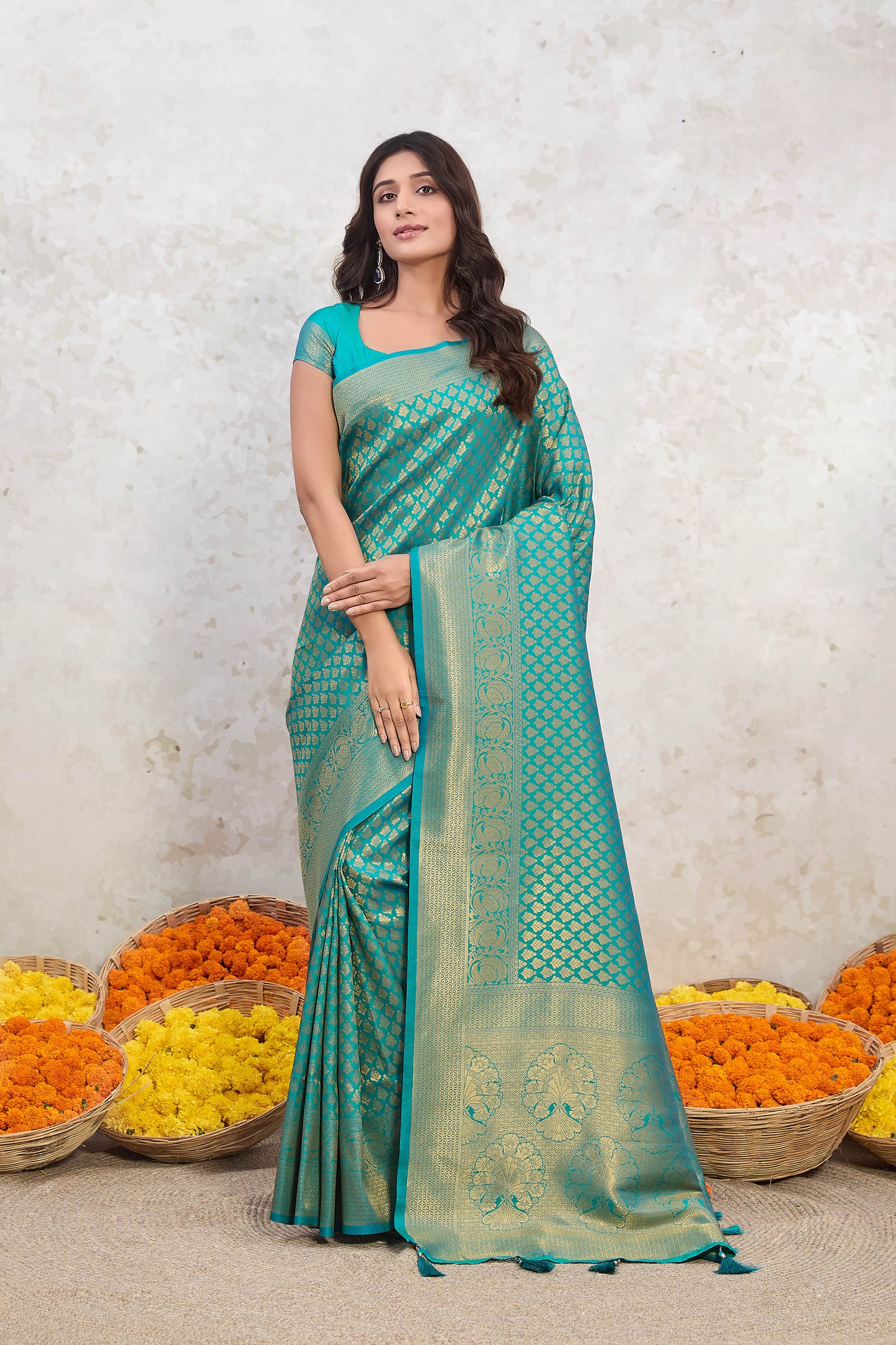 Rama Zari Ishkiya Viscose Kanjivaram Silk Saree