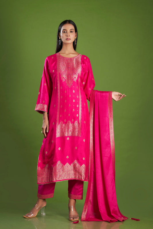 Kanika Jacquard Embroidered Dola Silk Kurta Set