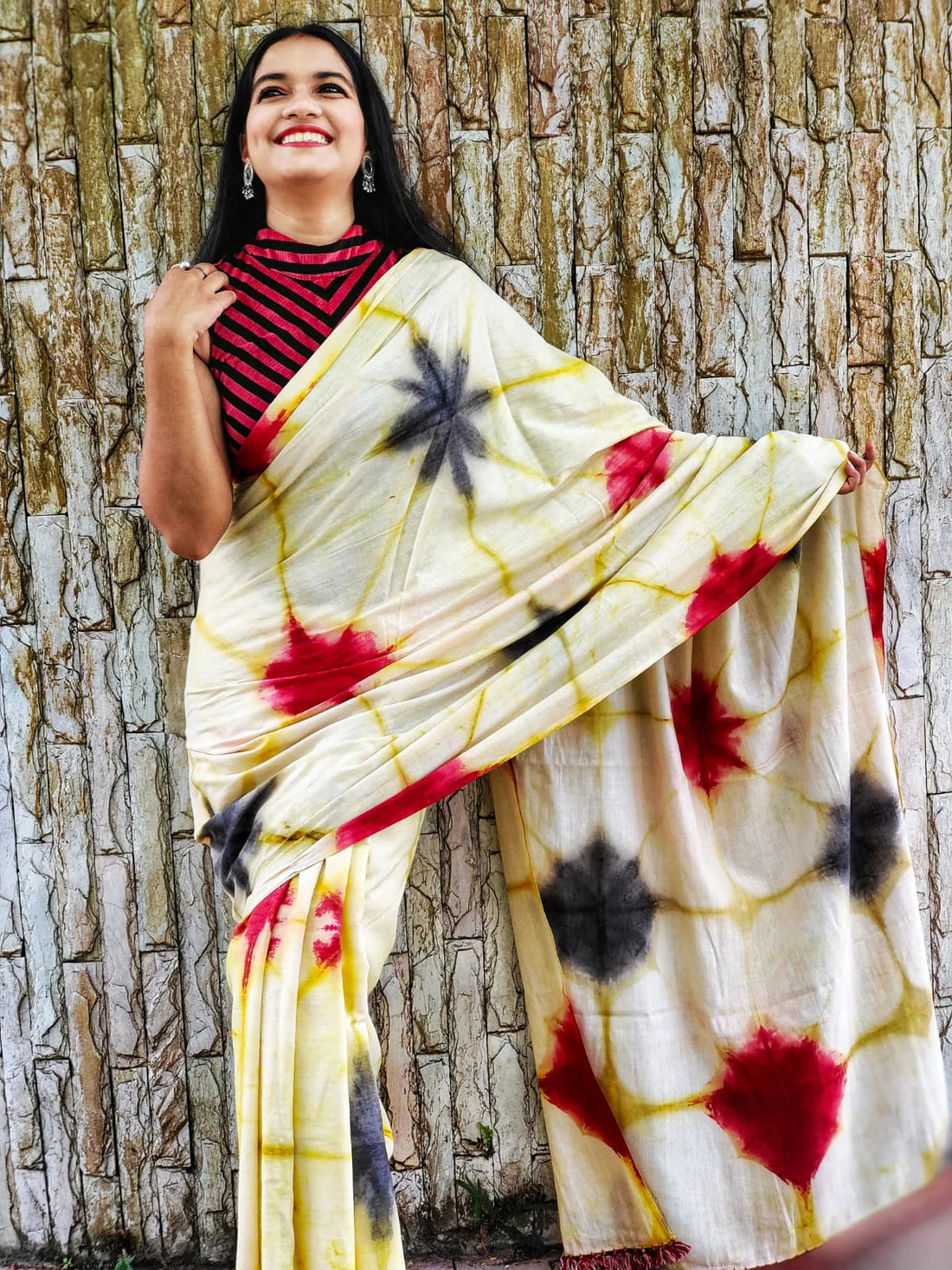 Ratir Jonak Yellow Cotton Handloom saree