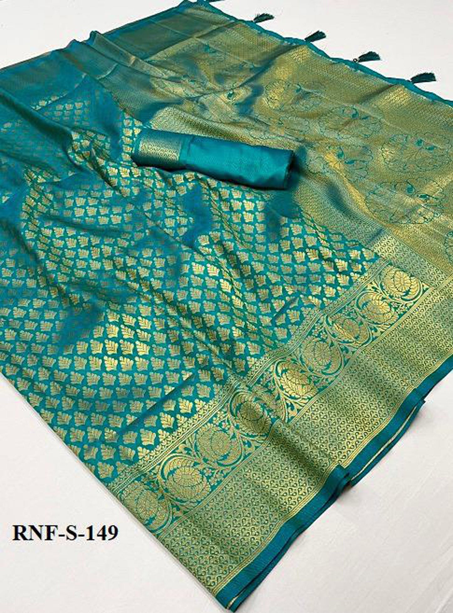 Green Grace Kanjivaram Butti Saree