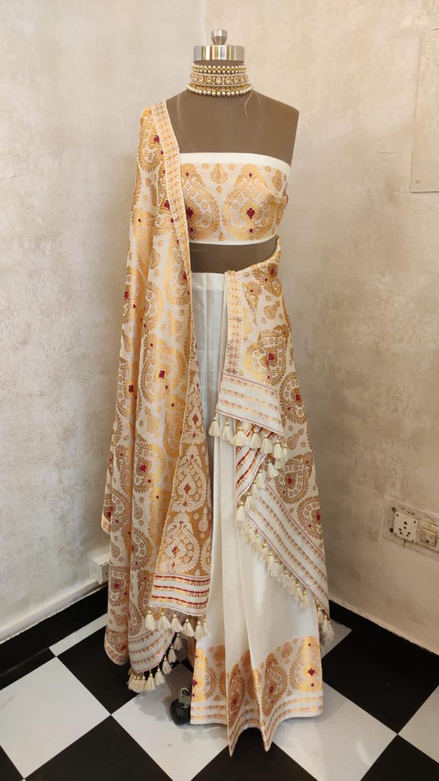 White and Gold Pure Assam Silk Hand woven Mekhela chadar