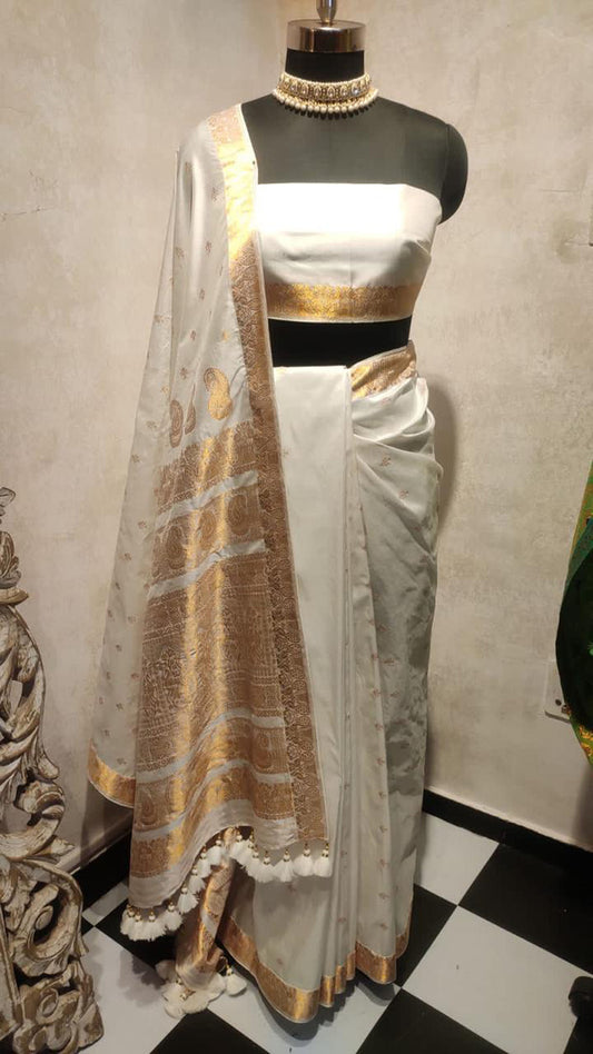 White and Gold Assam Ailk Mekhela Chador