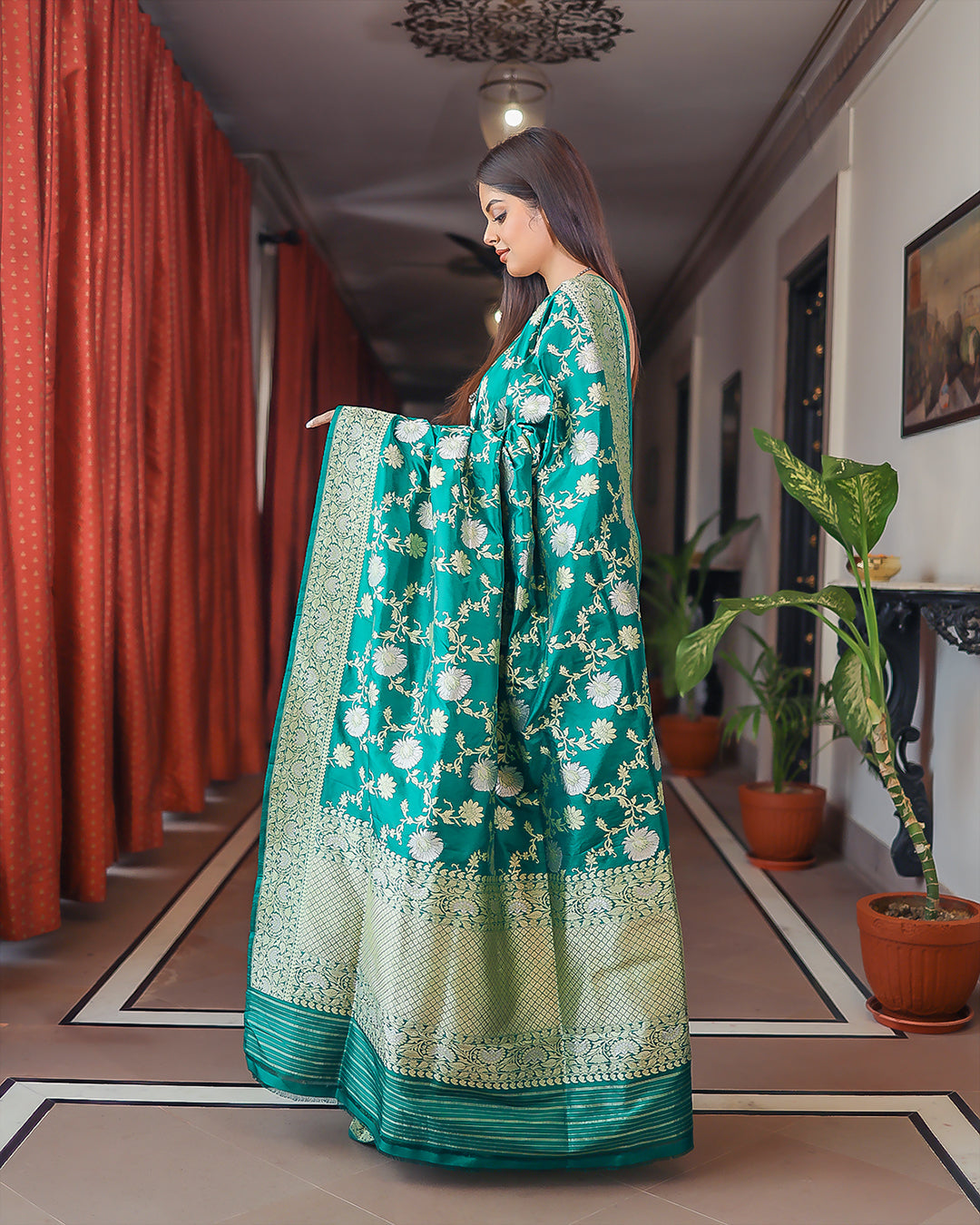 Green Handwoven Kadwa Katan Pure Silk Saree - Panaya