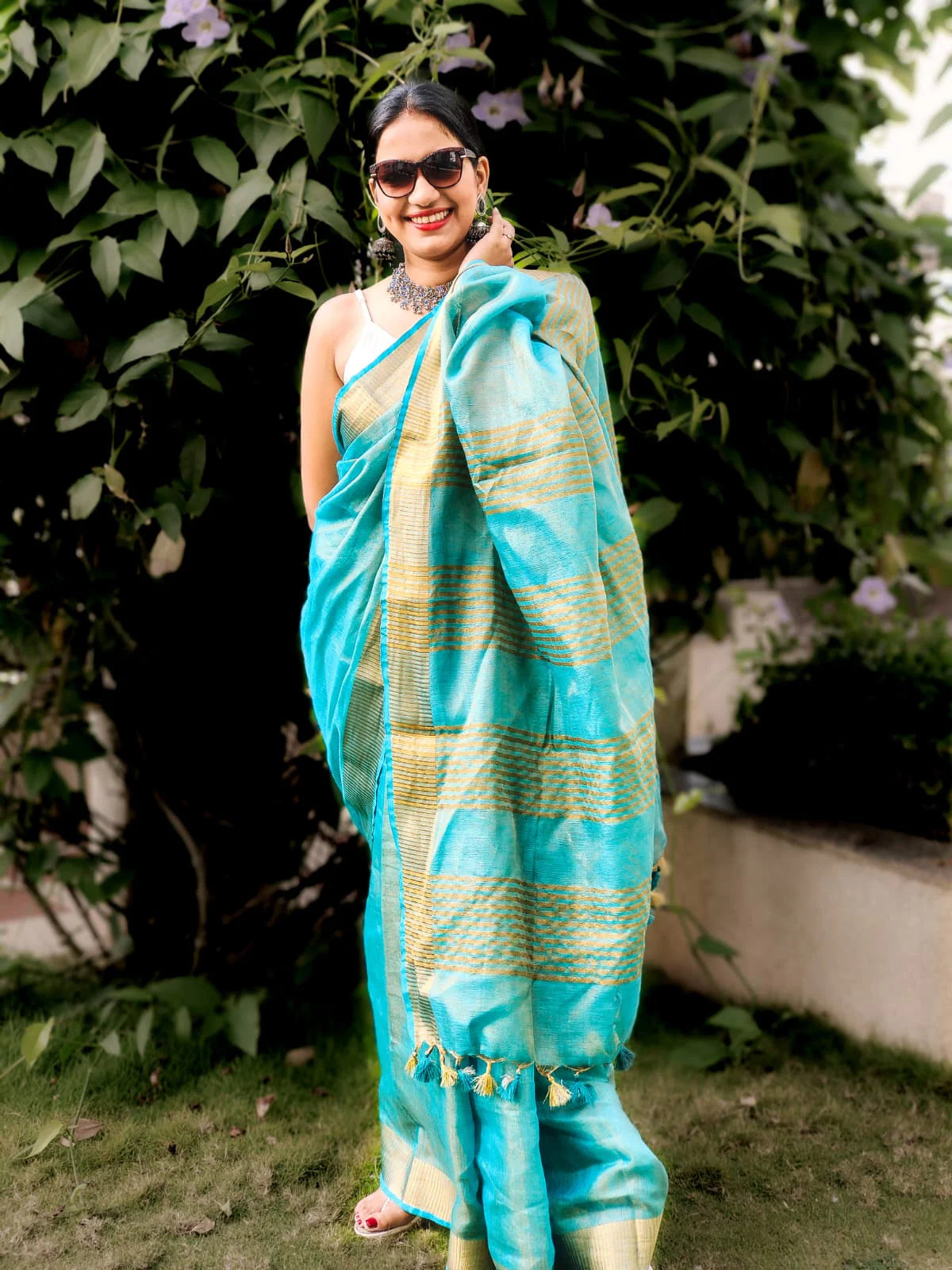 Durva Turquoise handloom Tissue Linen saree