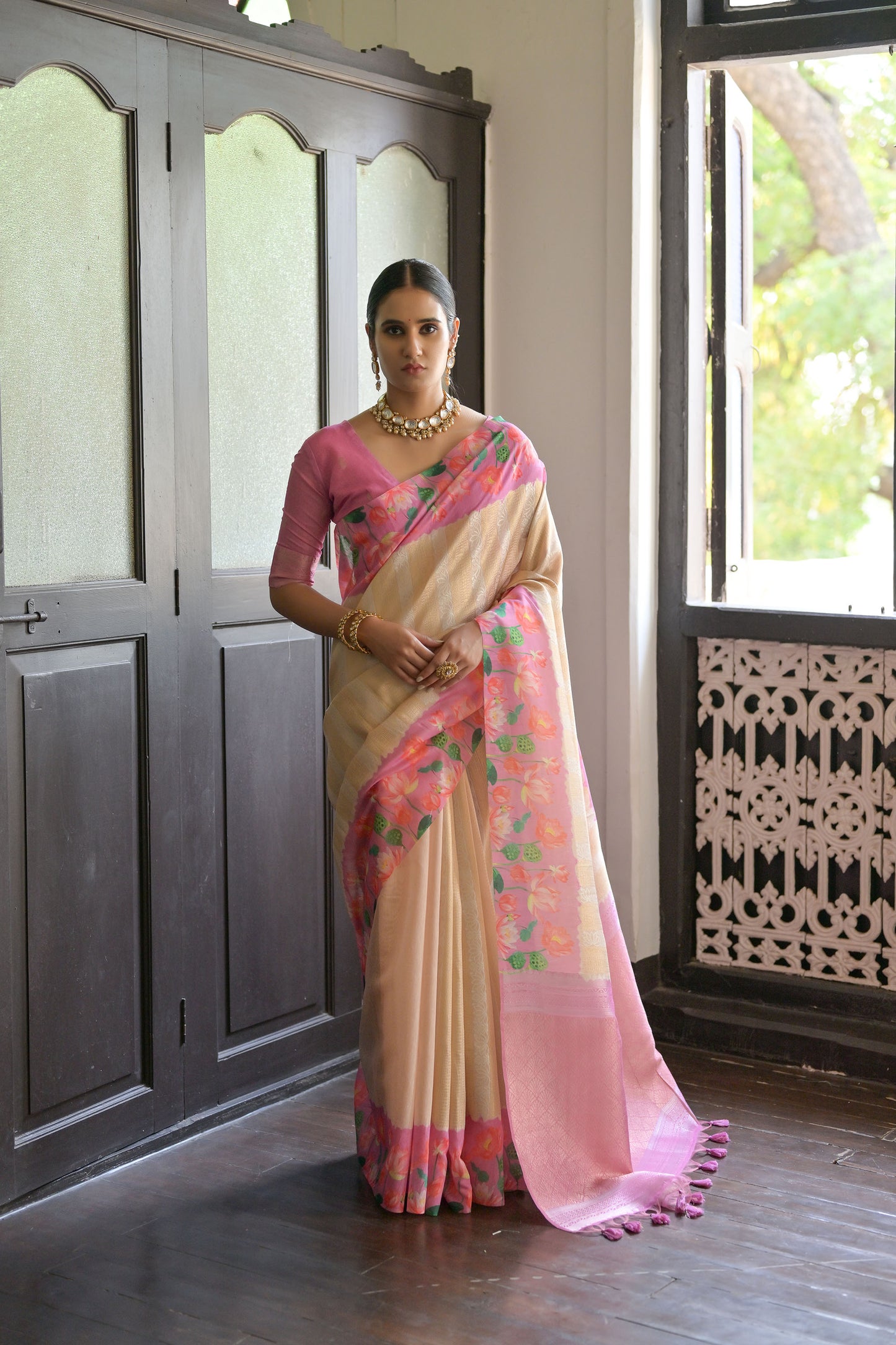Sonita Flower Pink Banarasi Silk Zari woven Saree
