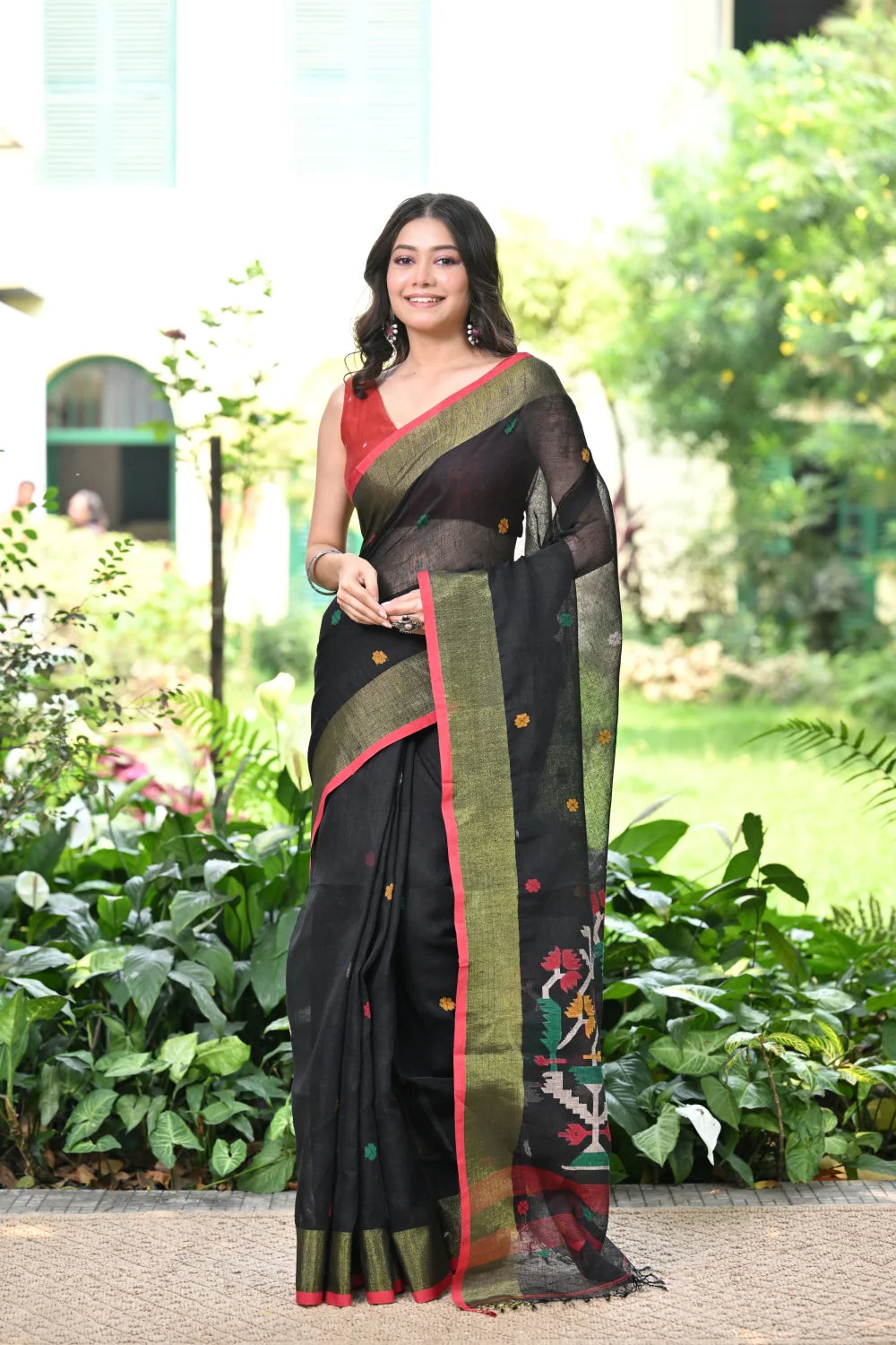 Handloom Black Pure Linen Zari Jamdani Saree