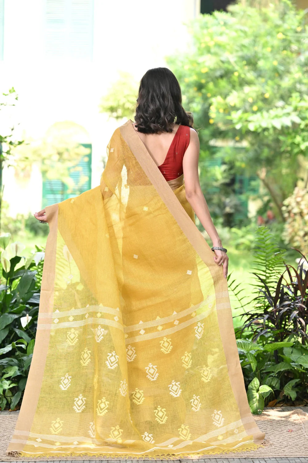 Handloom Yellow Pure Linen Jamdani Saree