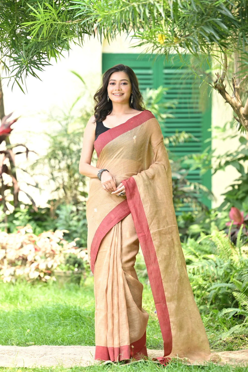 Handloom Sand Brown Pure Linen Jamdani Saree