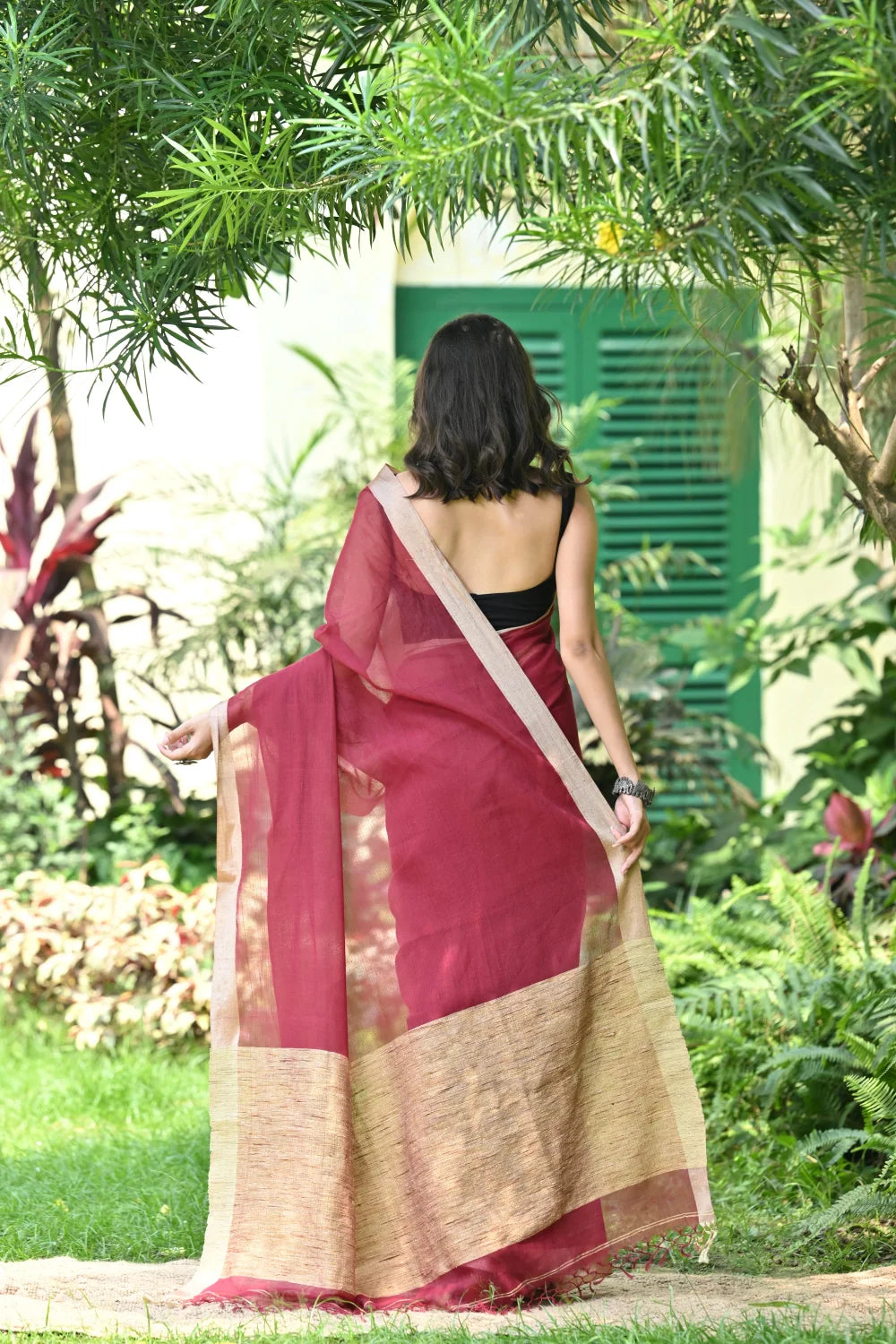 Handloom Wine Pure Cotton Saree With Tussar Silk Border & Jute Pallu