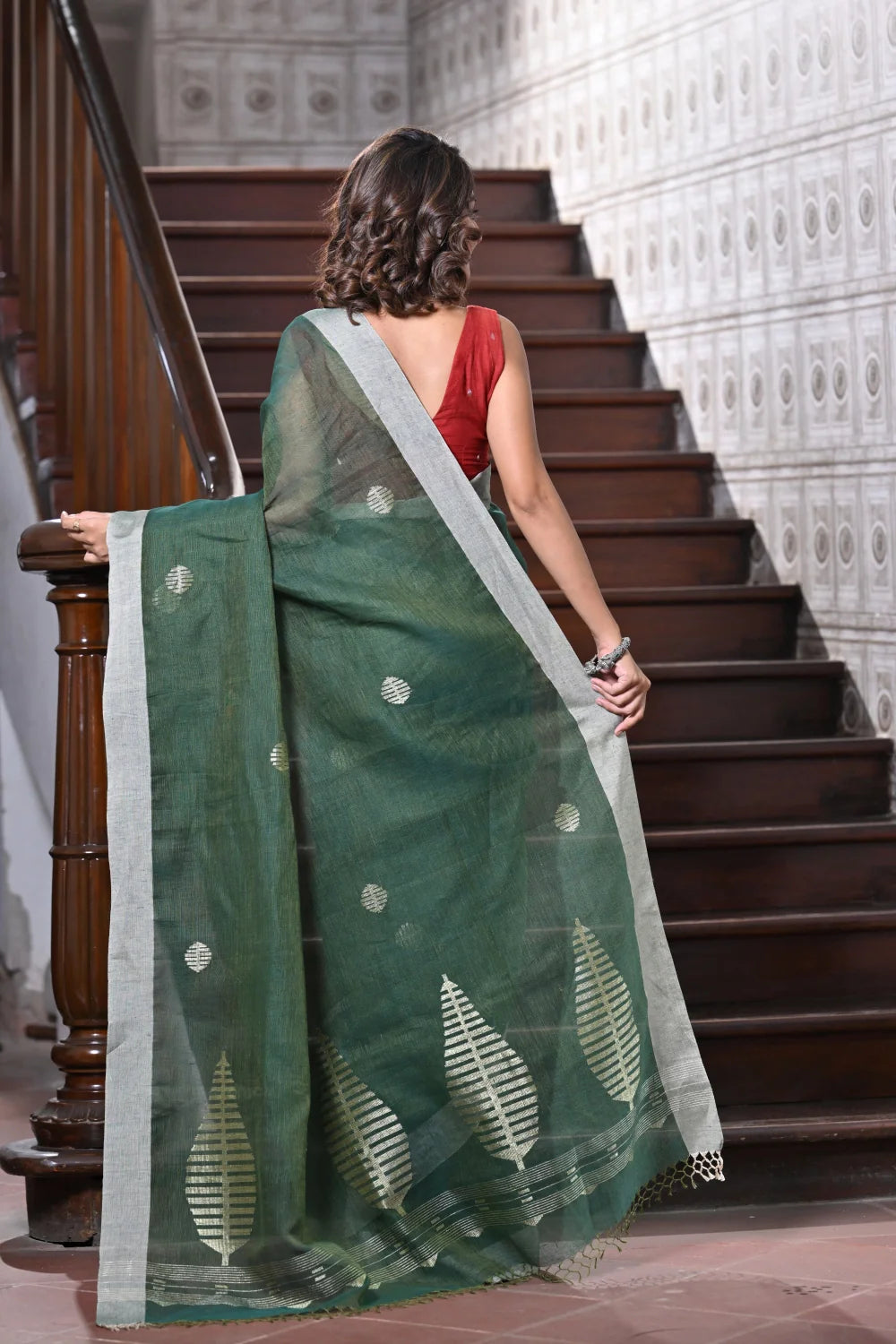 Handloom Dark Green Pure Linen Zari Jamdani Saree