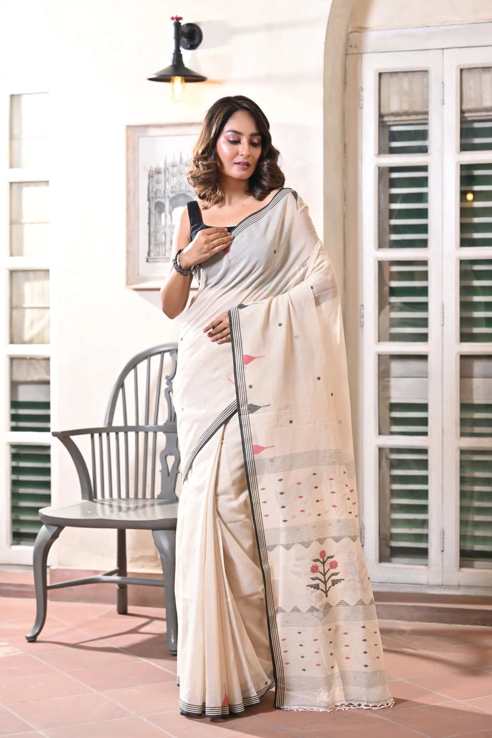 Handloom Beige Soft Cotton Jamdani Saree