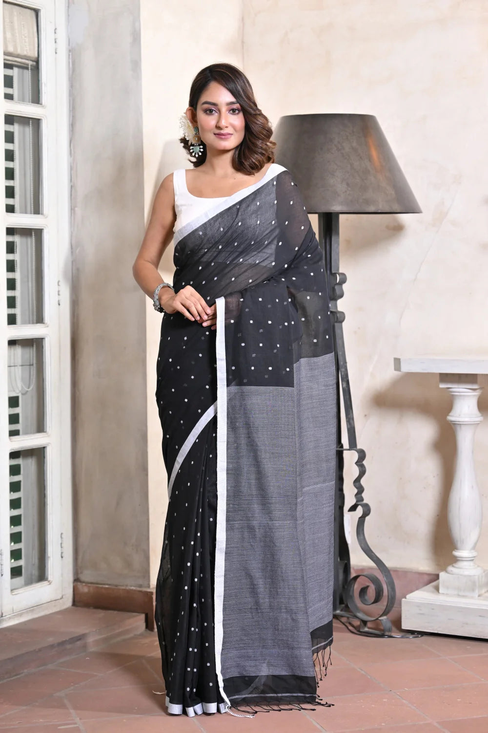 Handloom Black & White Soft Cotton Jamdani Saree