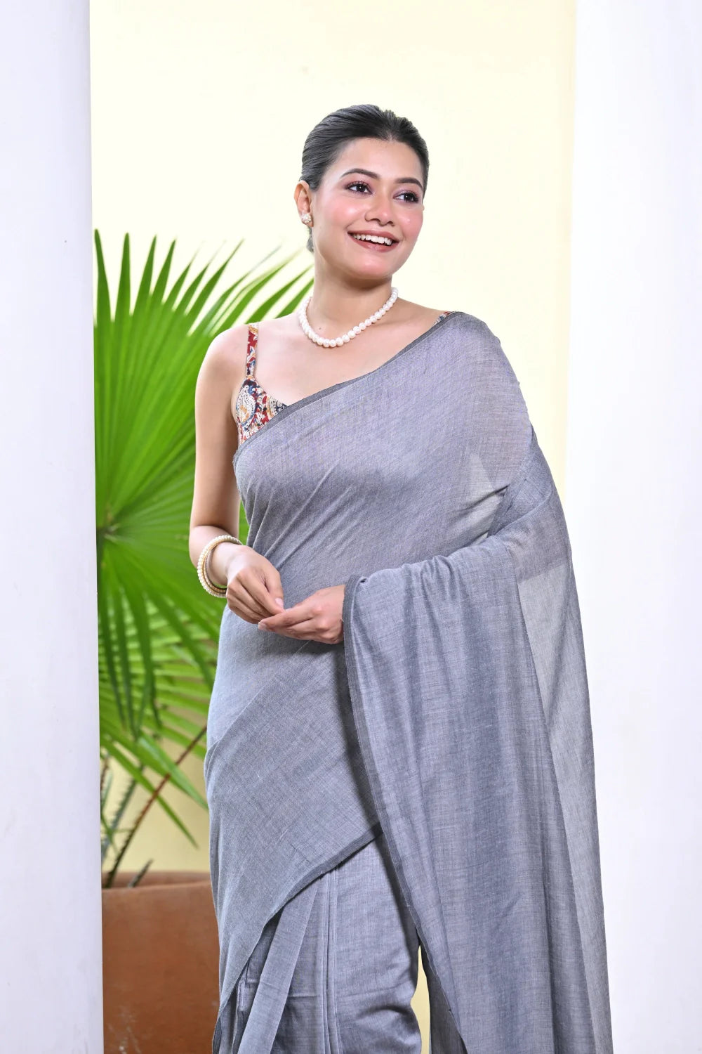 Handloom Grey Mul Saree