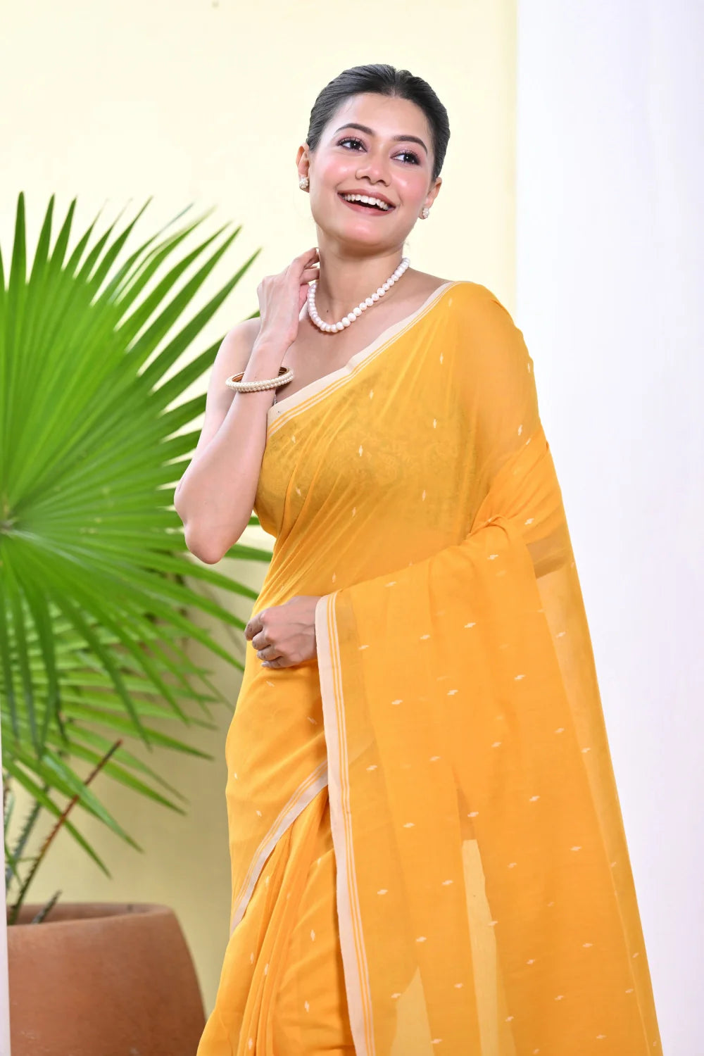 Handloom Gold Yellow Contemporary Jamdani With Floral Motifs Saree