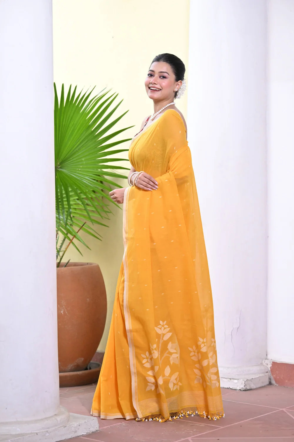 Handloom Gold Yellow Contemporary Jamdani With Floral Motifs Saree