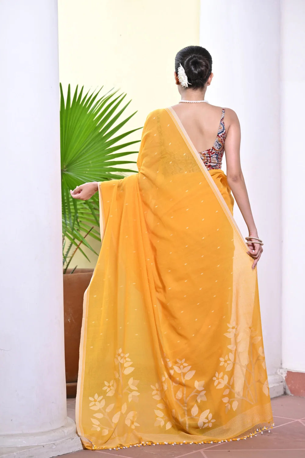 Handloom Gold Yellow Contemporary Jamdani With Floral Motifs Saree