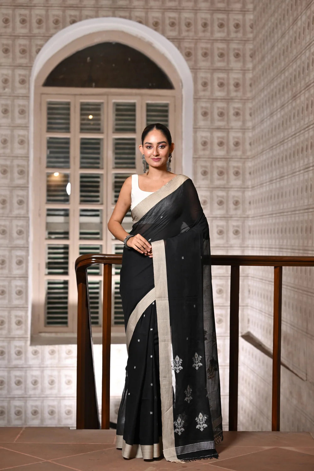 Handloom Black Soft Cotton Jamdani Saree